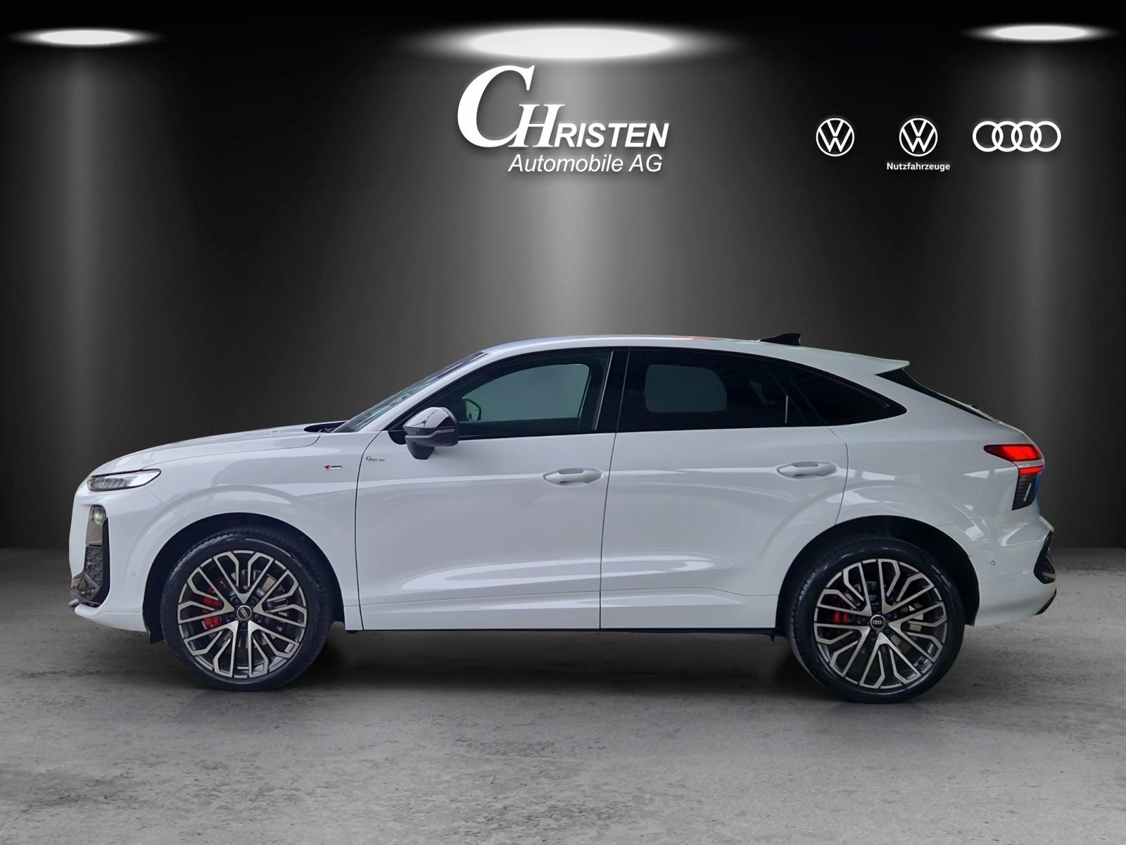 AUDI Q3 SB TFSI 195 kW, Petrol, Second hand / Used, Automatic - 2