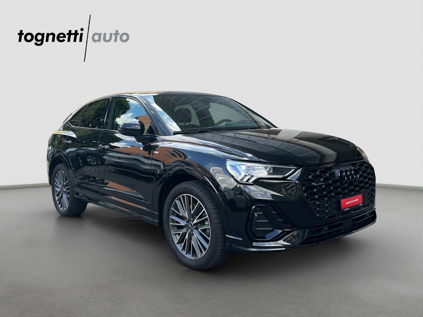 AUDI Q3 Sportback 40 TDI S line, Diesel, Occasion / Utilisé, Automatique - 2