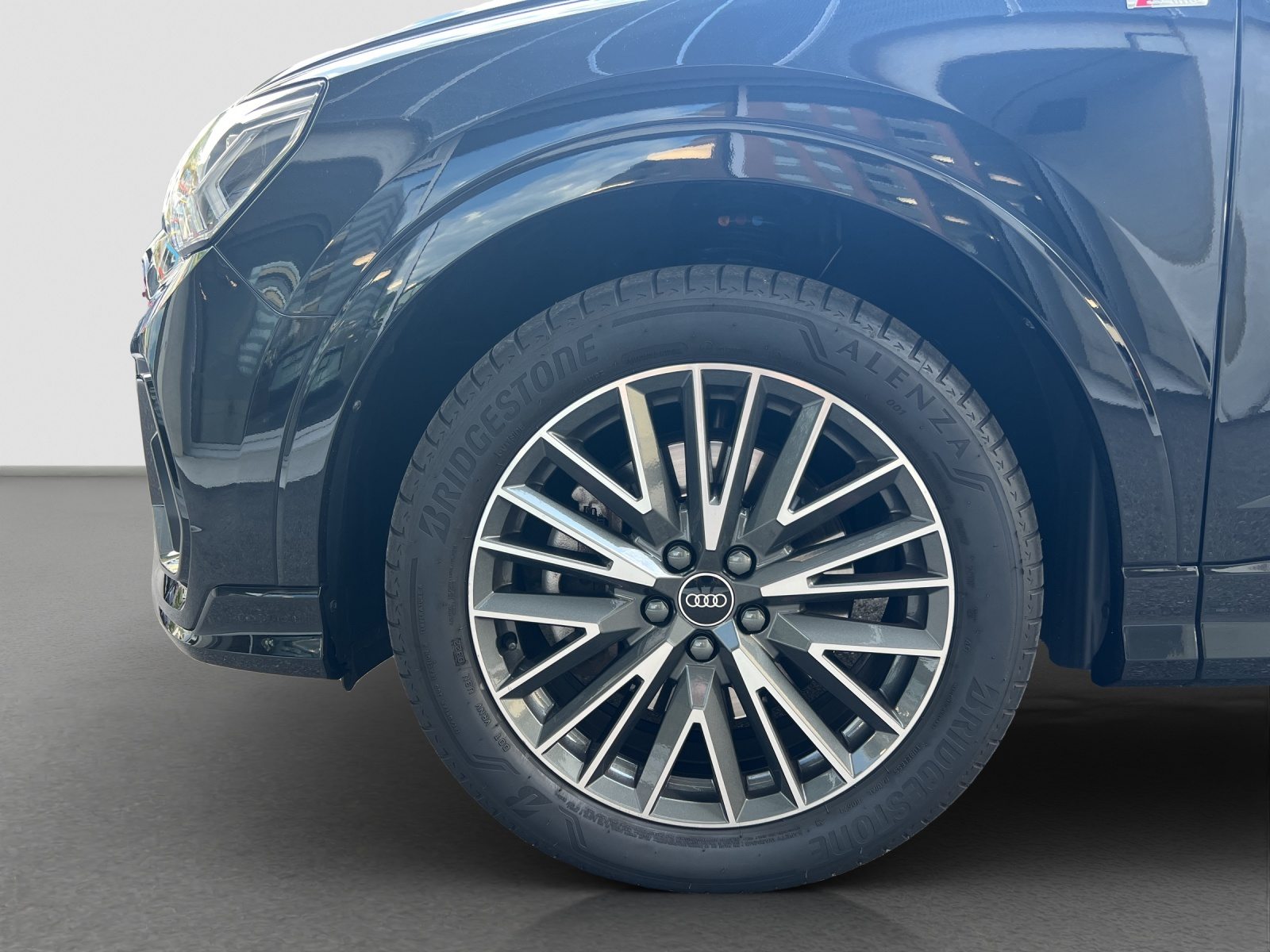 AUDI Q3 Sportback 40 TDI S line, Diesel, Occasion / Utilisé, Automatique - 5