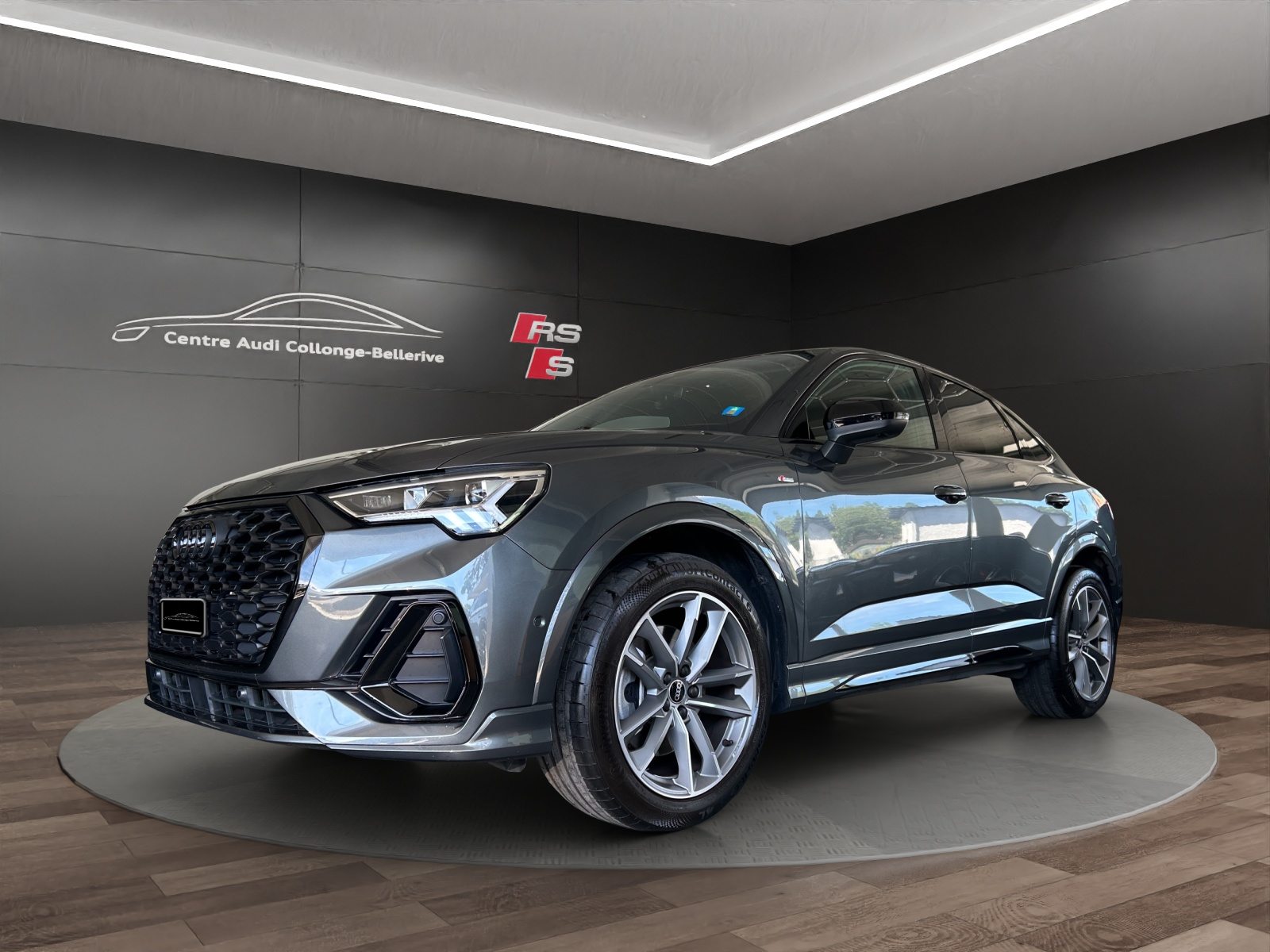 AUDI Q3 Sportback 40 TFSI S line