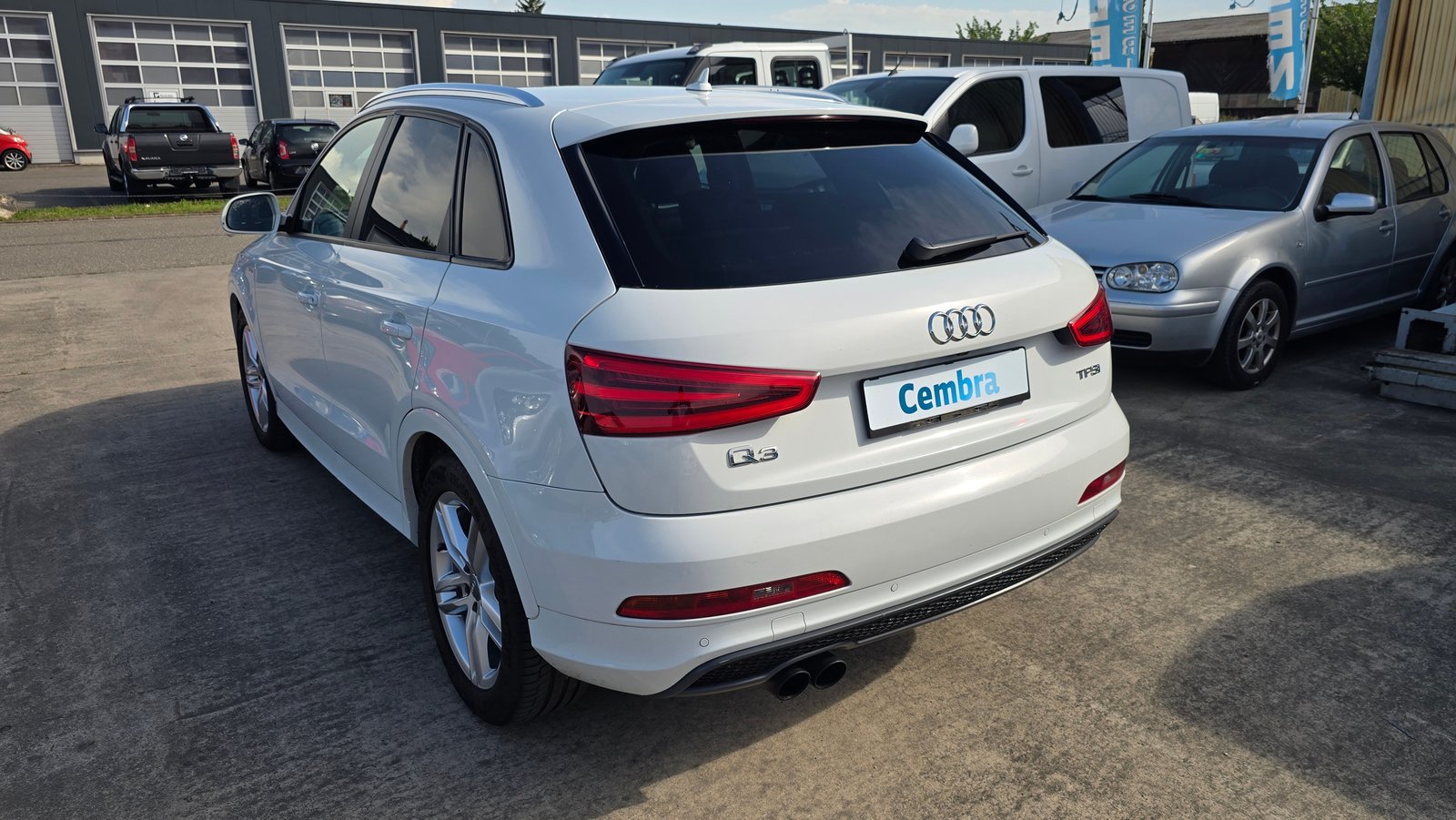 AUDI Q3 2.0 TFSI quattro S-tronic, Petrol, Second hand / Used, Automatic - 4