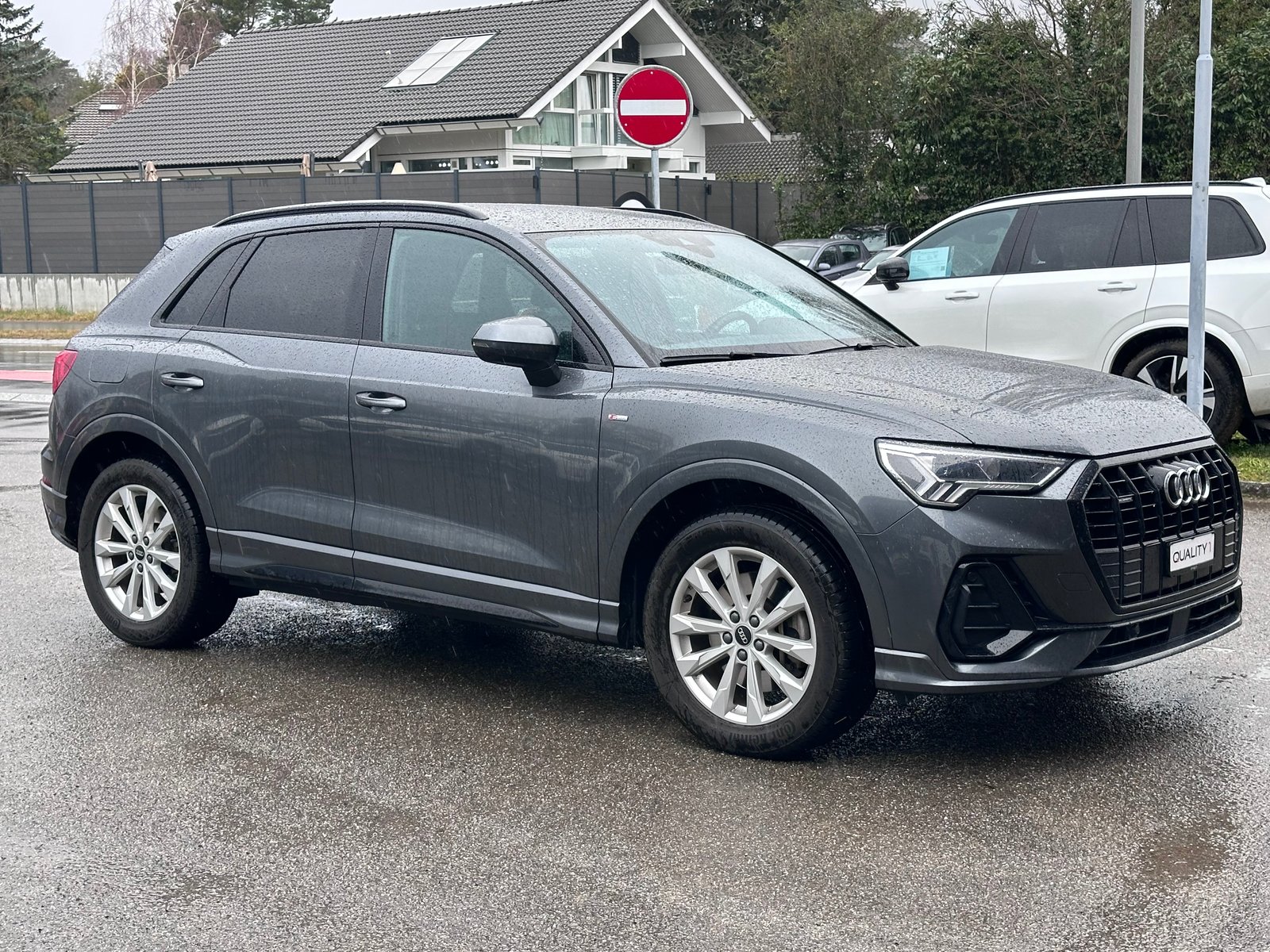 AUDI Q3 40 TFSI S line quattro S-tronic, Essence, Occasion / Utilisé, Automatique - 3