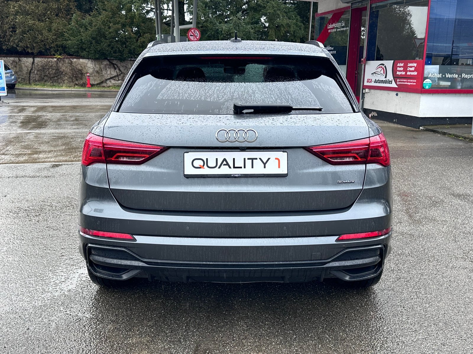 AUDI Q3 40 TFSI S line quattro S-tronic, Essence, Occasion / Utilisé, Automatique - 4