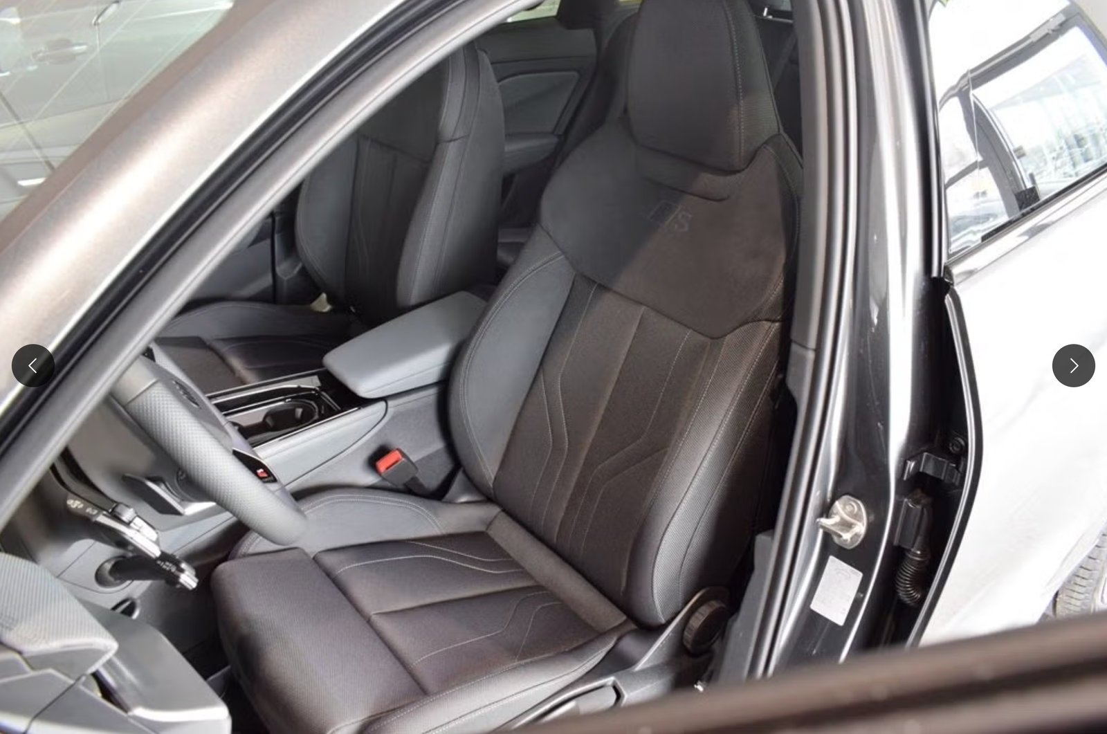 AUDI Q3 35 TFSI S line S-tronic, Hybride Rechargeable Essence/Électricité, Occasion / Utilisé, Automatique - 4