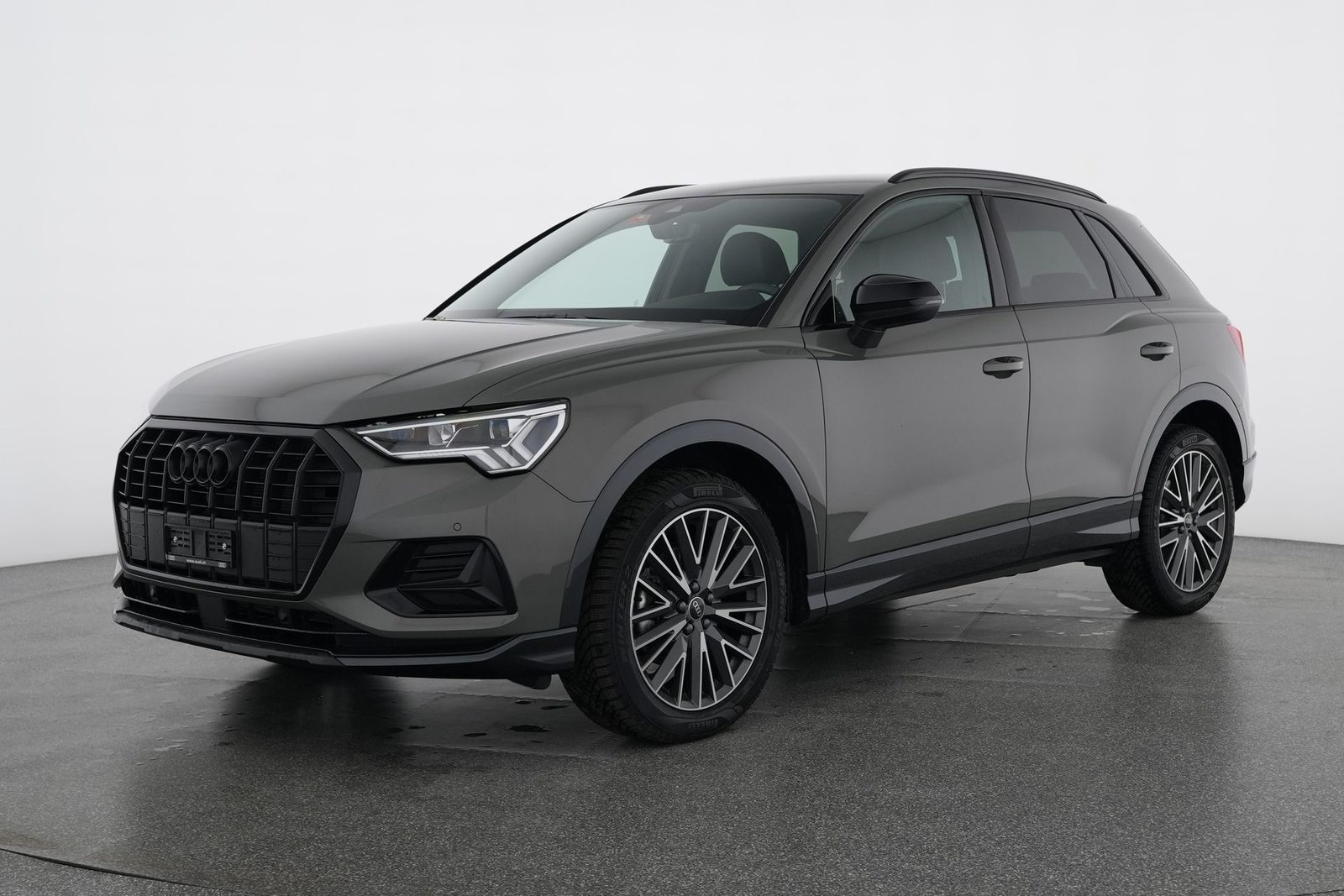 AUDI Q3 35 TFSI advanced Attraction, Benzina, Occasioni / Usate, Automatico - 2