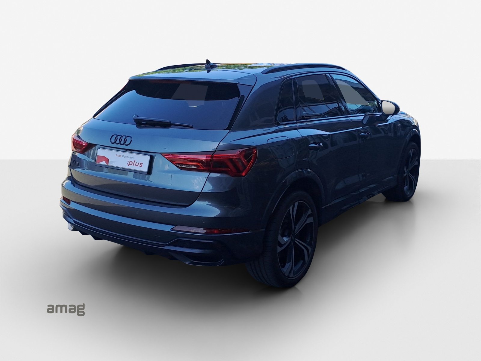 AUDI Q3 45 TFSI e S line Attraction, Hybride Intégral Essence/Électricité, Occasion / Utilisé, Automatique - 5