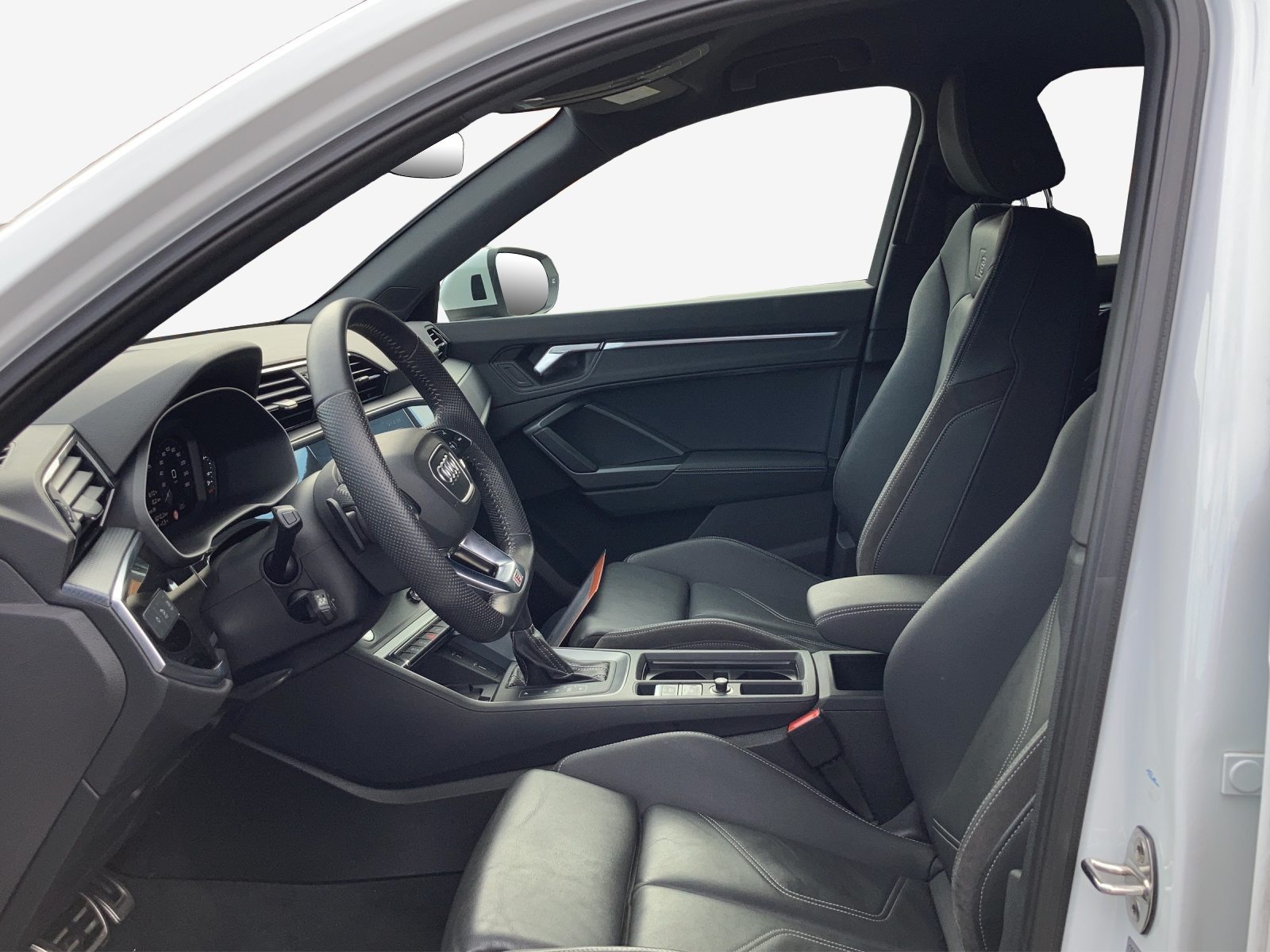 AUDI Q3 40 TFSI S line, Essence, Occasion / Utilisé, Automatique - 7