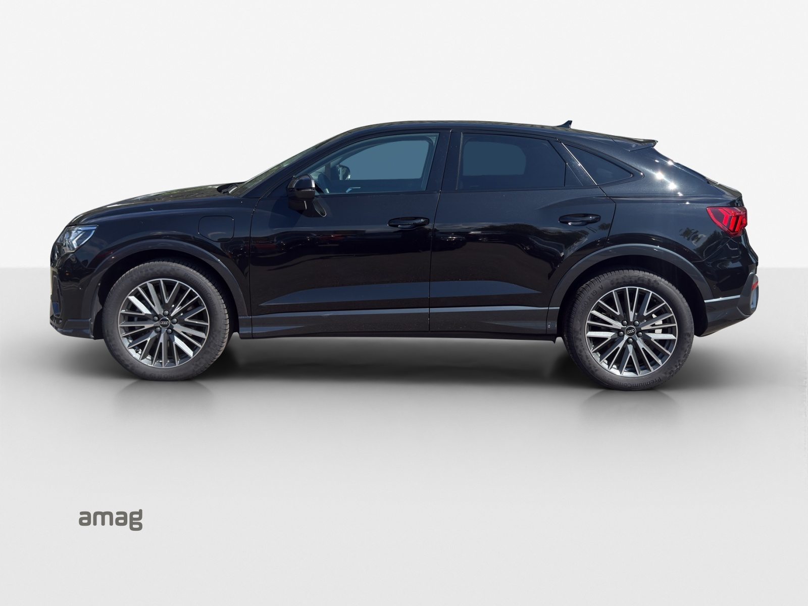 AUDI Q3 Sportback 45 TFSI e Attraction, Hybride Integrale Benzina/Elettrica, Occasioni / Usate, Automatico - 2