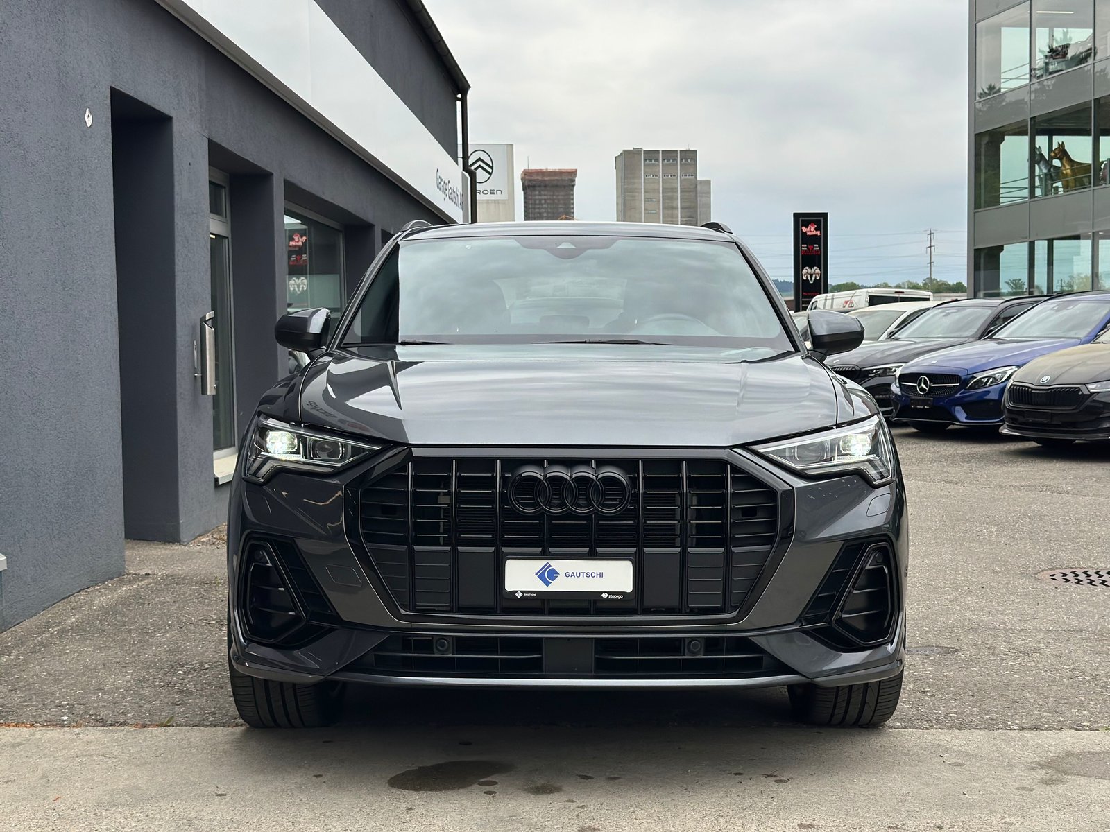 AUDI Q3 45 TFSI e S line Attraction S-tronic, Plug-in-Hybrid Petrol/Electric, Second hand / Used, Automatic - 2
