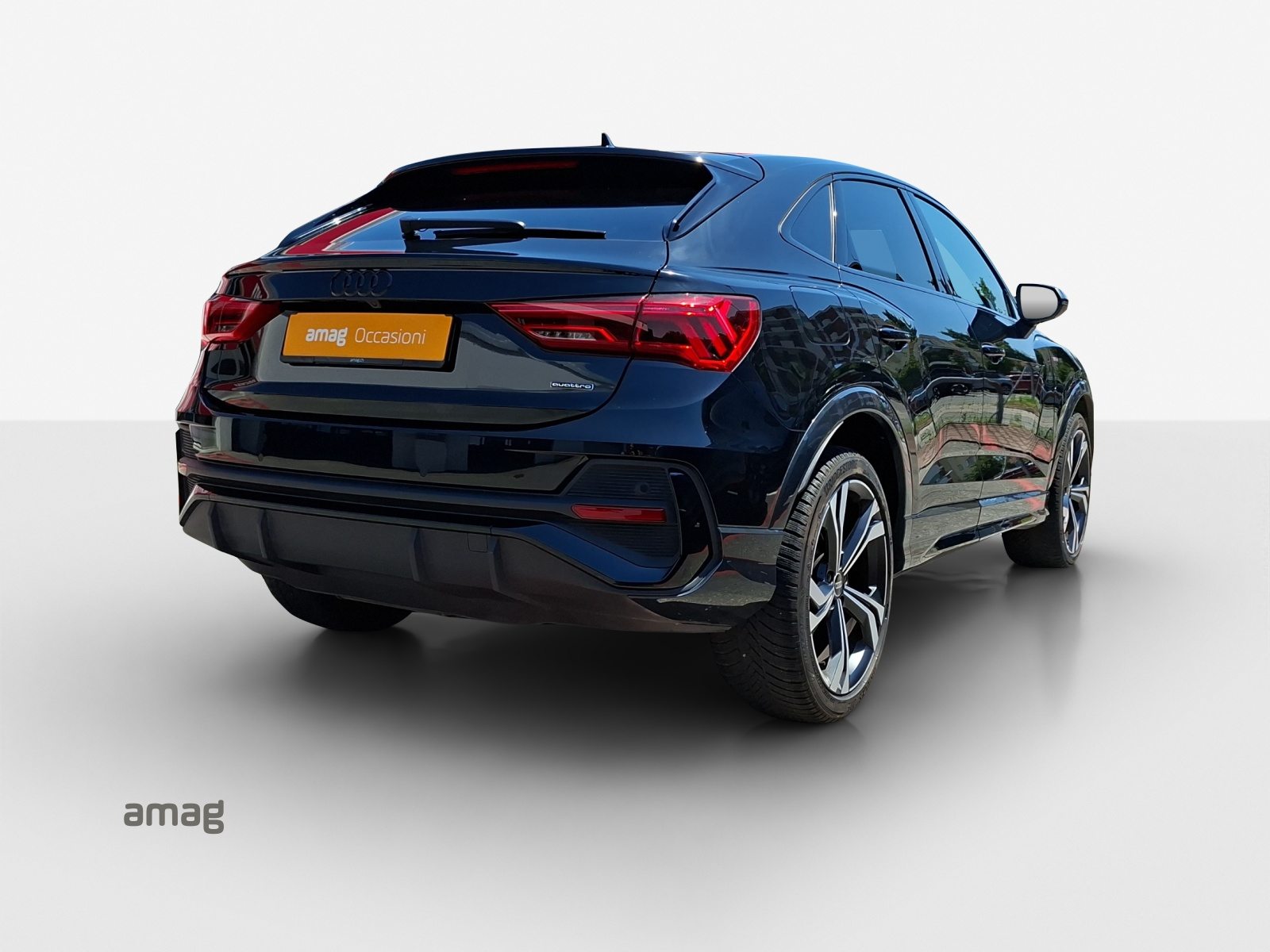 AUDI Q3 Sportback 35 TDI S line, Diesel, Second hand / Used, Automatic - 5