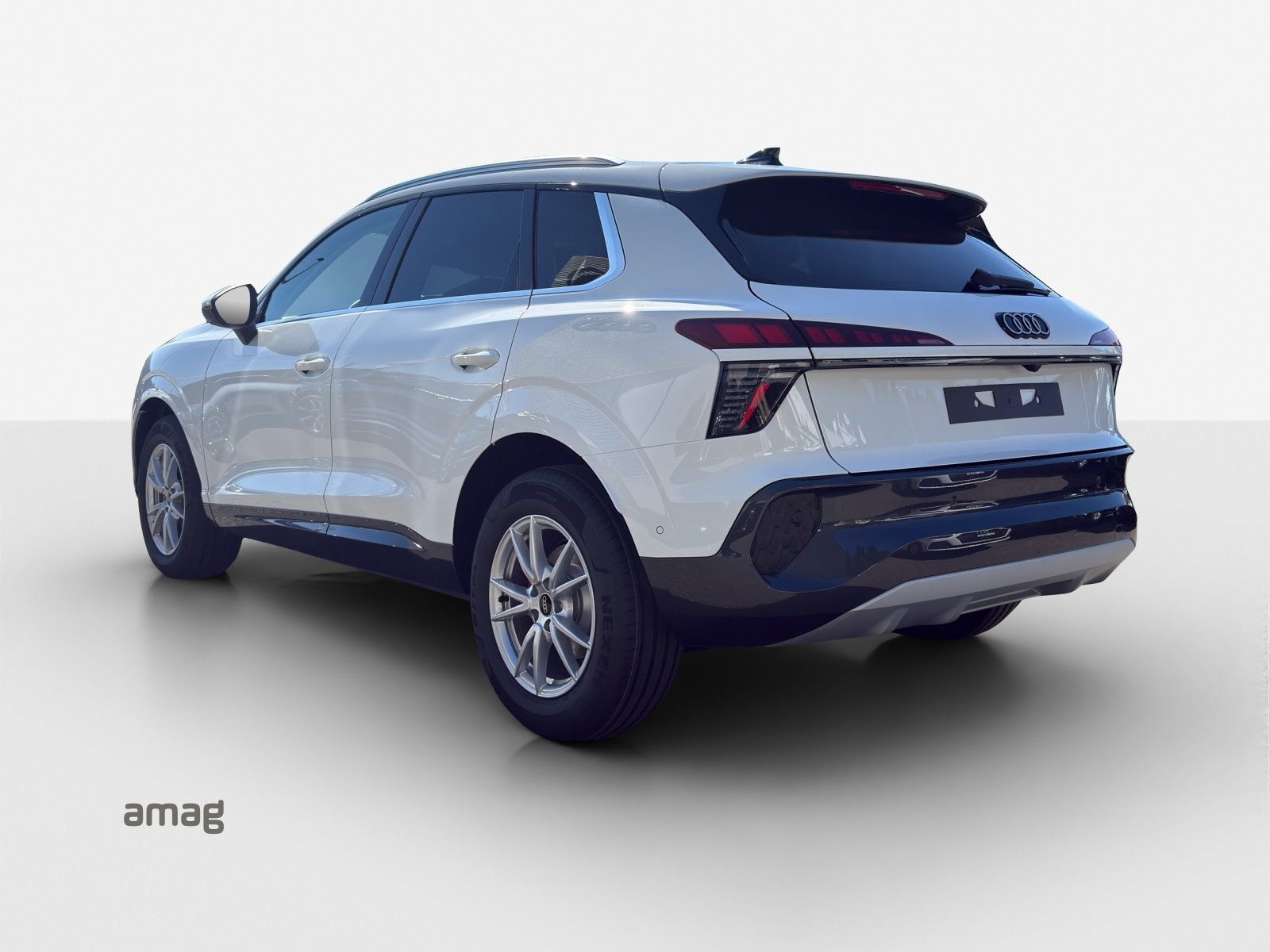 AUDI Q3 SUV TFSI 110 kW, Essence, Occasion / Utilisé, Automatique - 3
