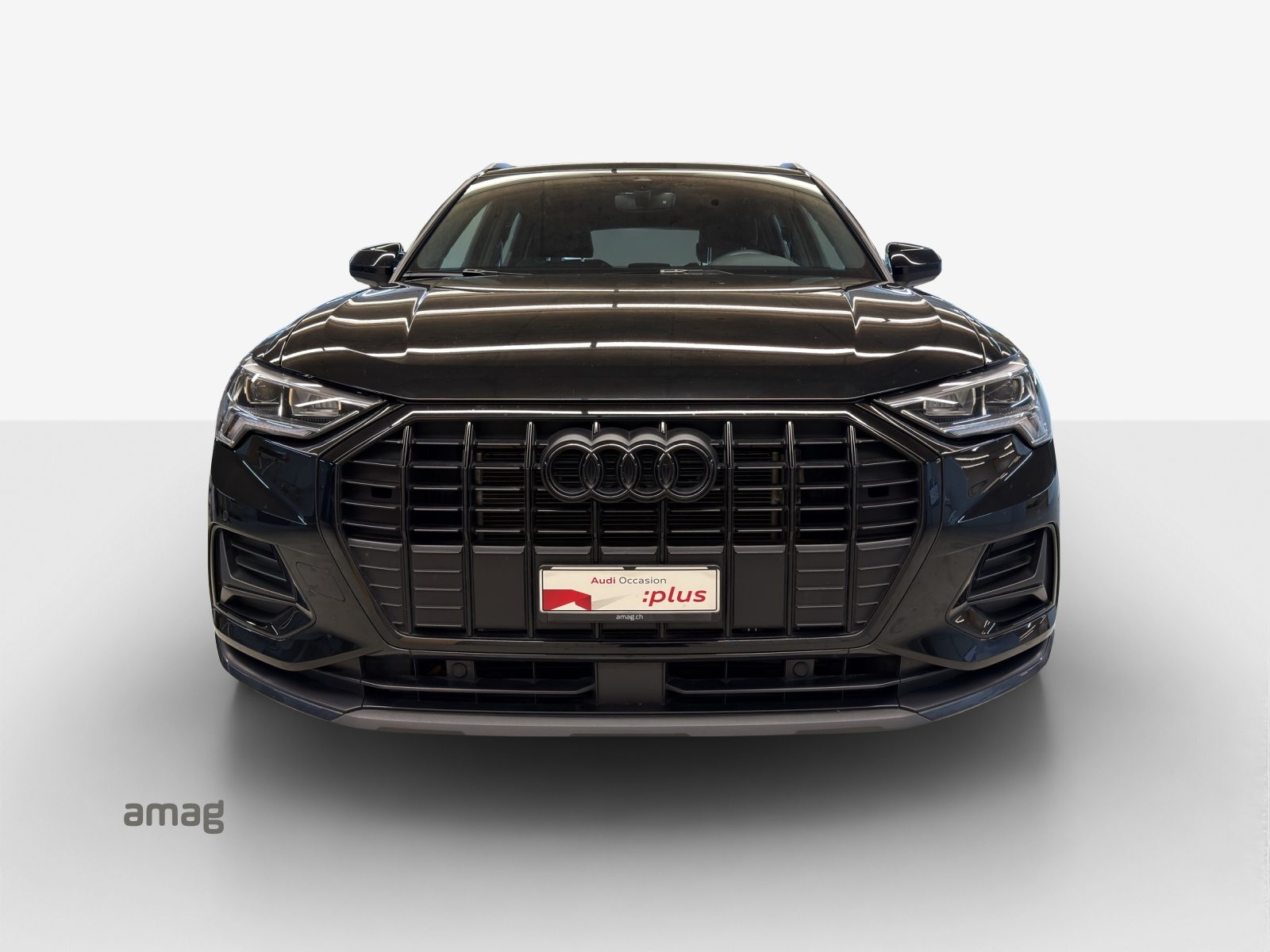 AUDI Q3 35 TFSI advanced Attraction, Benzin, Occasion / Gebraucht, Automatik - 7