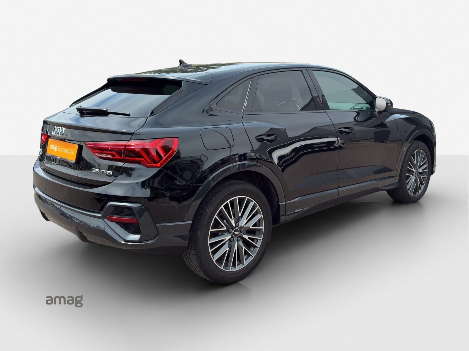 AUDI Q3 Sportback 35 TFSI Attraction, Essence, Occasion / Utilisé, Automatique - 5