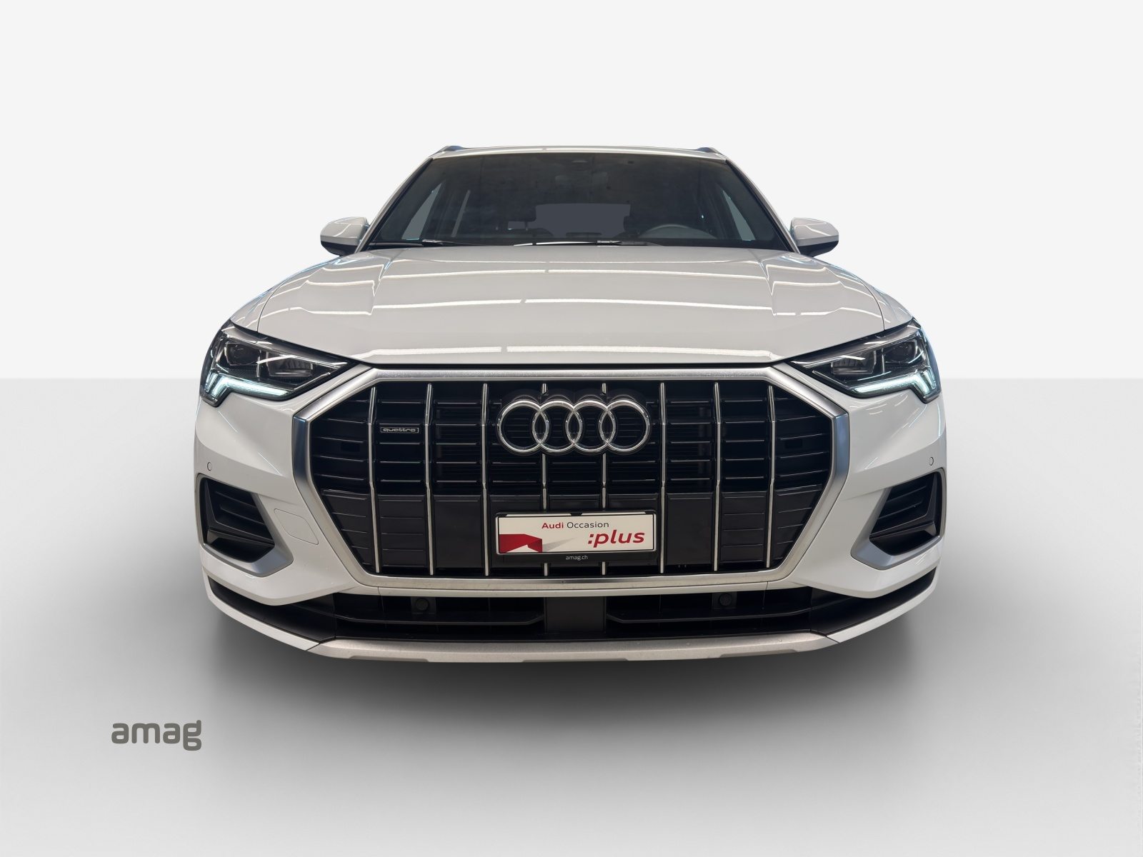 AUDI Q3 40 TFSI advanced, Benzin, Occasion / Gebraucht, Automatik - 7