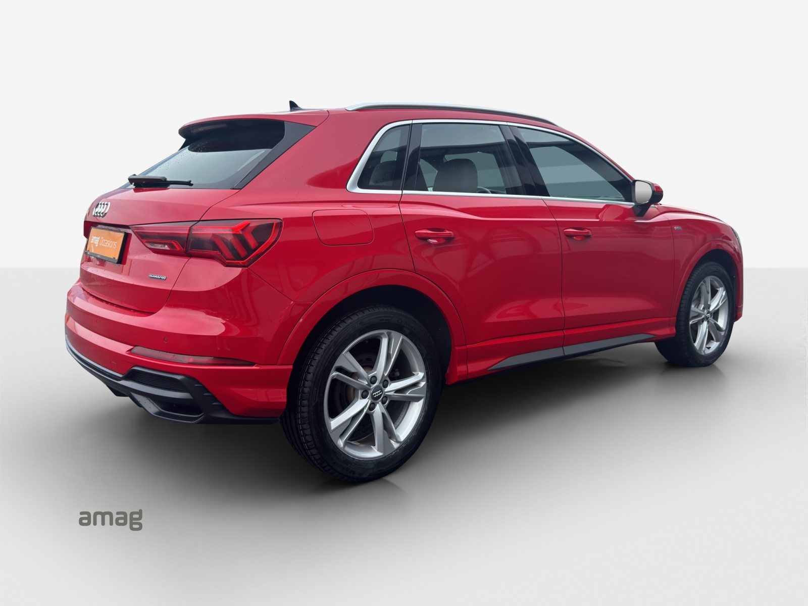 AUDI Q3 40 TDI S line Attraction, Diesel, Second hand / Used, Automatic - 5