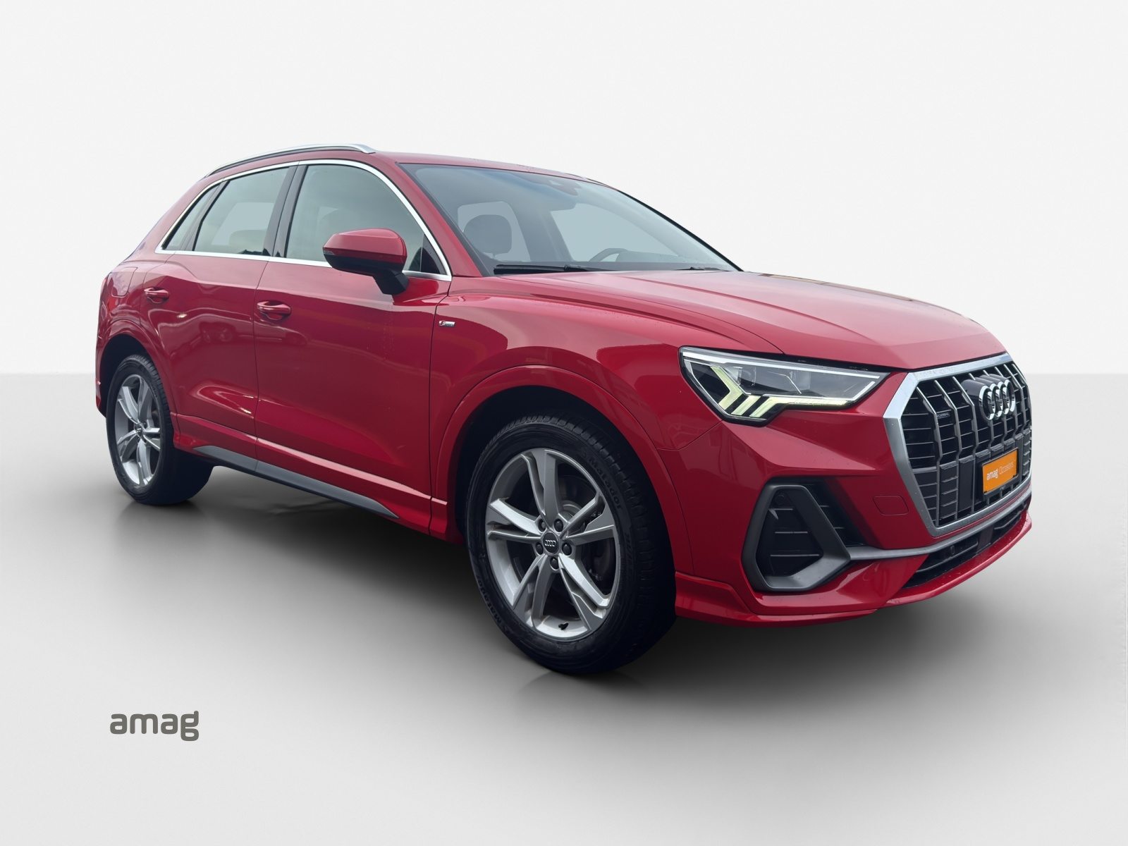 AUDI Q3 40 TDI S line Attraction, Diesel, Second hand / Used, Automatic - 6