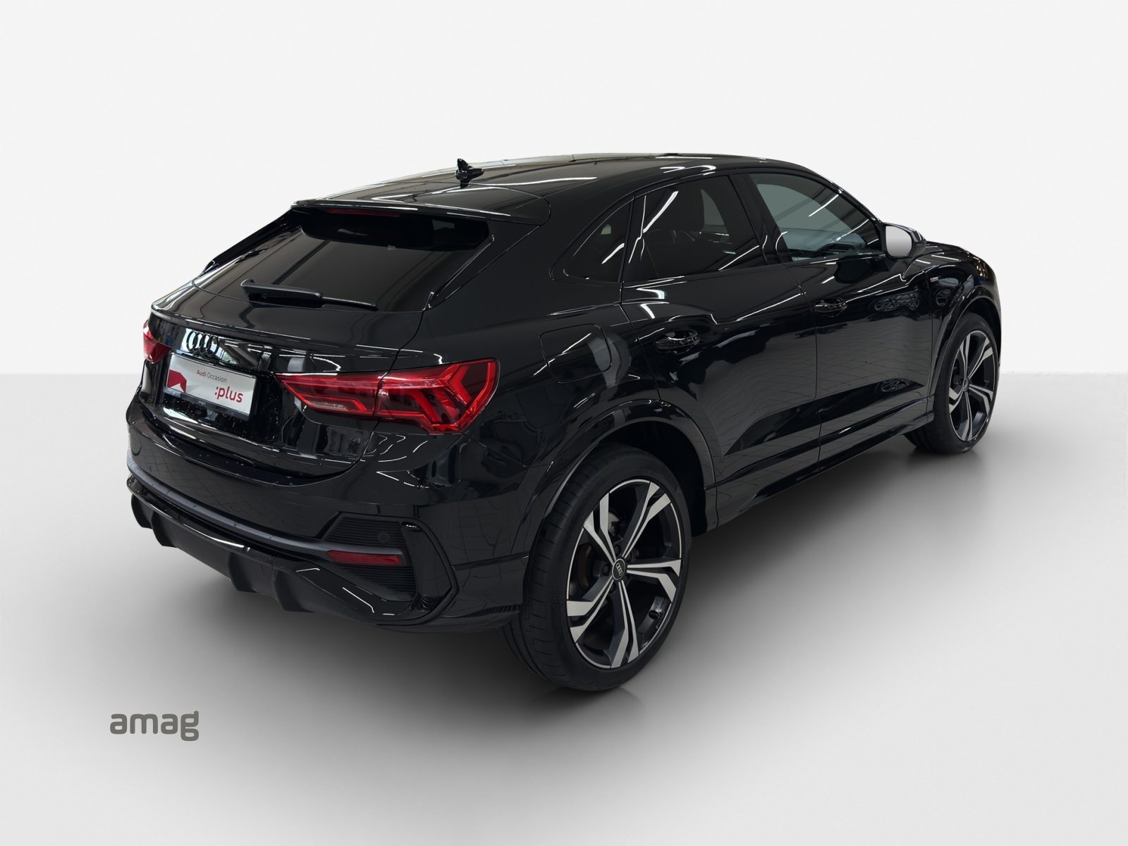AUDI Q3 Sportback 35 TFSI S line Attraction, Benzin, Occasion / Gebraucht, Automatik - 5