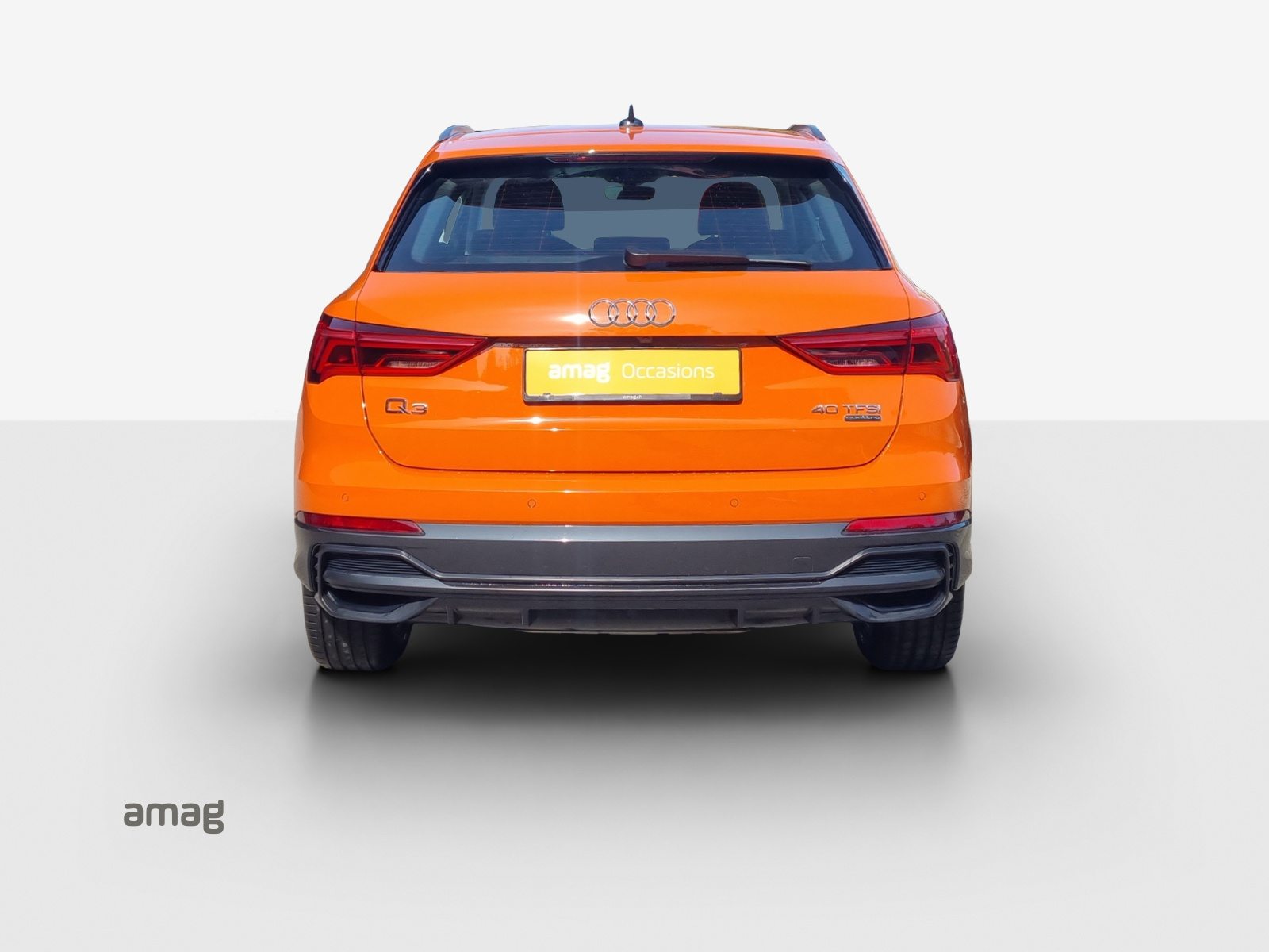 AUDI Q3 40 TFSI S line, Essence, Occasion / Utilisé, Automatique - 4