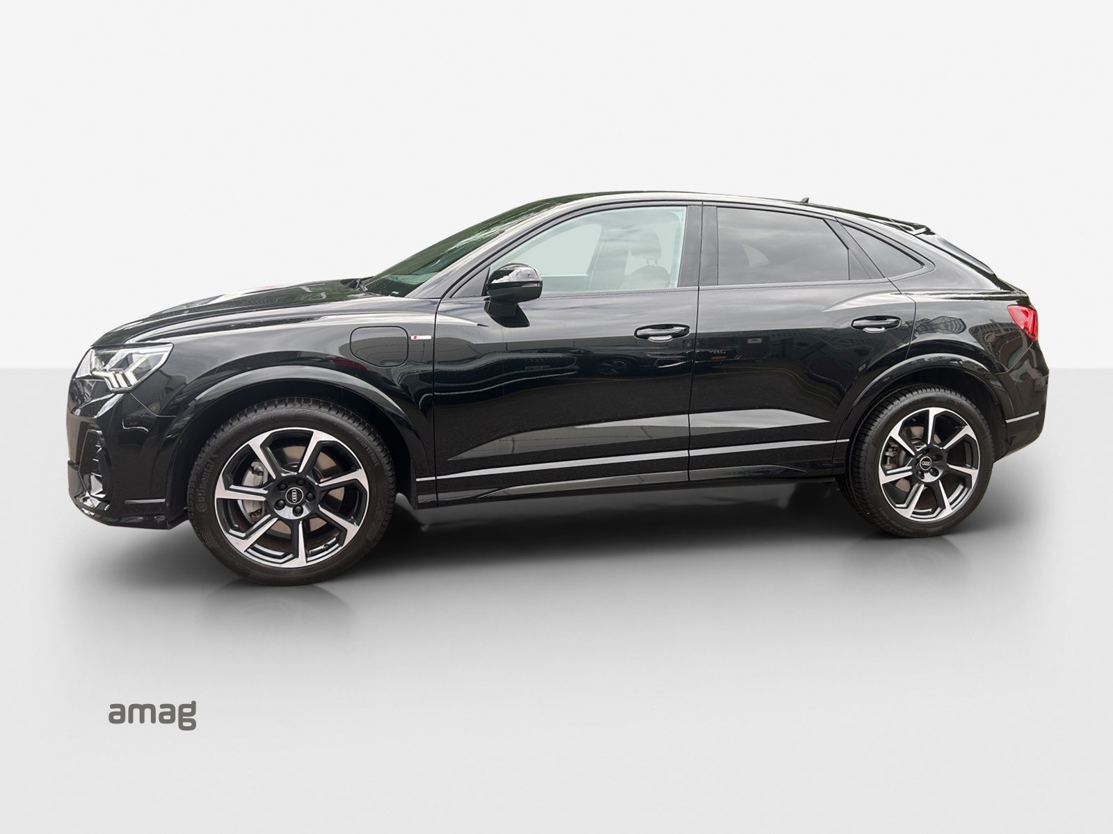 AUDI Q3 Sportback 45 TFSI e S line, Full-Hybrid Petrol/Electric, Second hand / Used, Automatic - 2