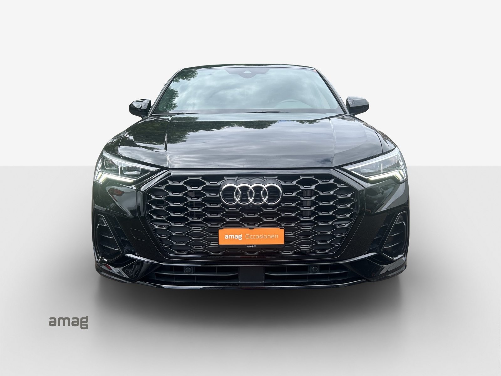 AUDI Q3 Sportback 45 TFSI e S line, Full-Hybrid Petrol/Electric, Second hand / Used, Automatic - 7