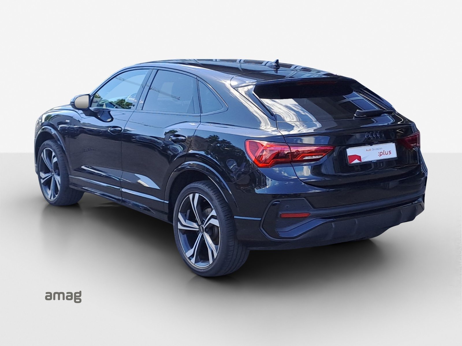 AUDI Q3 Sportback 35 TFSI S line Attraction, Benzin, Occasion / Gebraucht, Automatik - 3