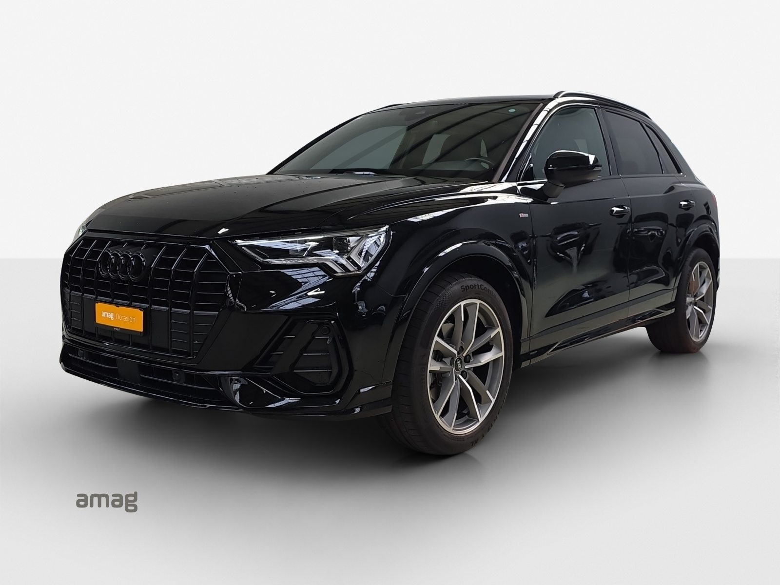 AUDI Q3 35 TFSI S line Attraction
