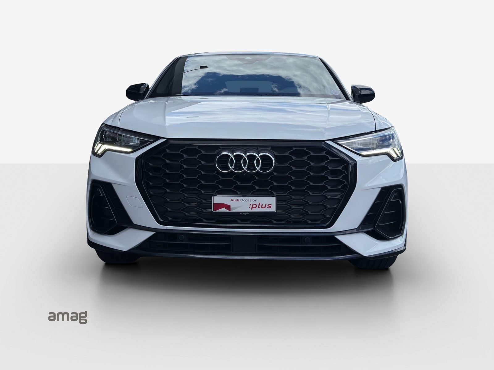 AUDI Q3 Sportback 35 TFSI Attraction, Benzin, Occasion / Gebraucht, Automatik - 7