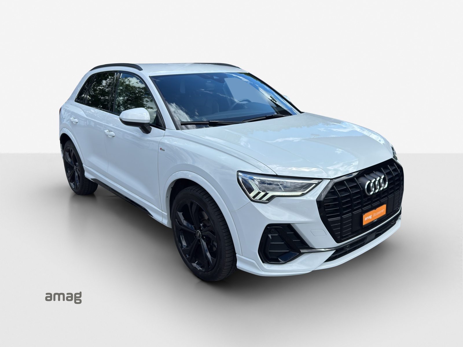 AUDI Q3 35 TFSI S line Attraction, Petrol, Second hand / Used, Automatic - 6
