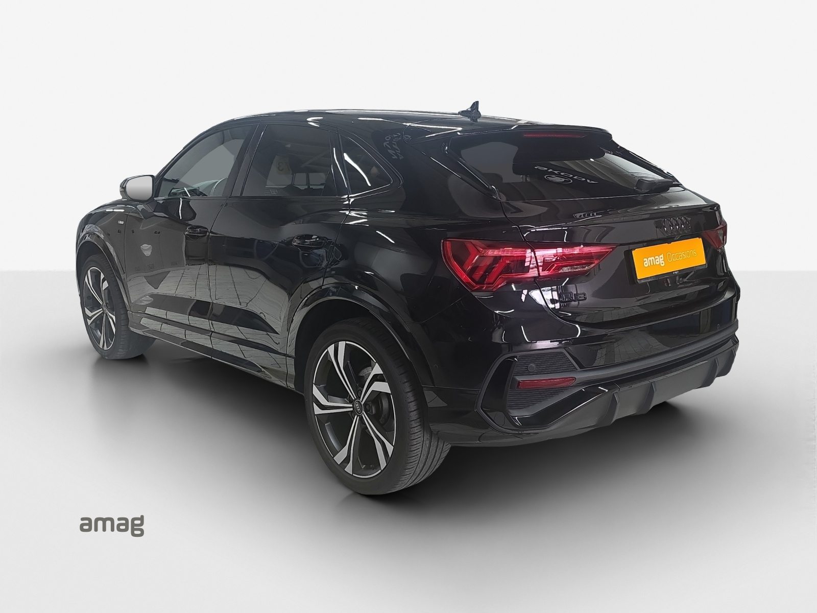 AUDI Q3 Sportback 35 TFSI S line Attraction, Essence, Occasion / Utilisé, Automatique - 3
