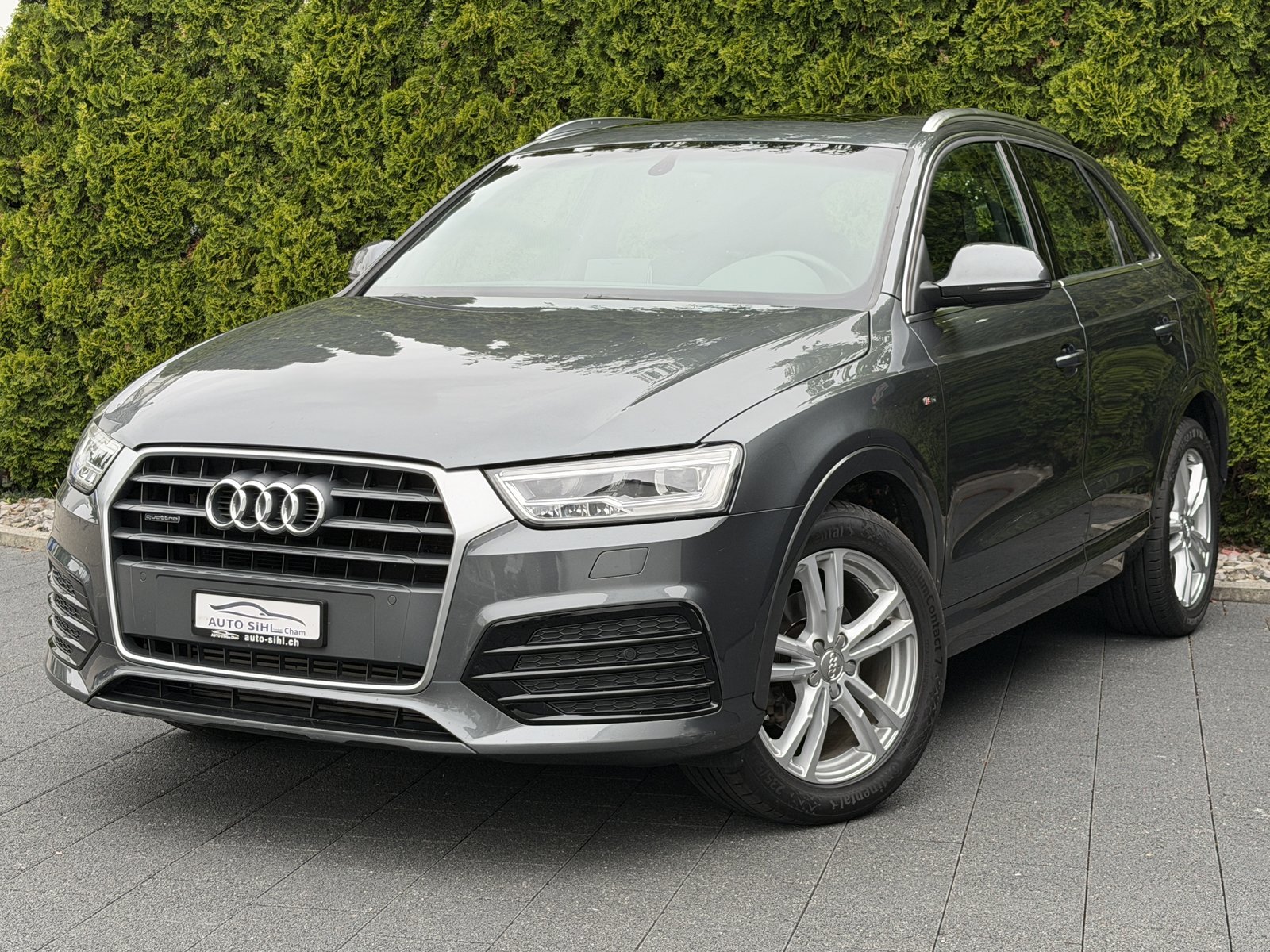 AUDI Q3 2.0 TFSI sport quattro S-tronic / CH-Fahrzeug, Benzina, Occasioni / Usate, Automatico - 2