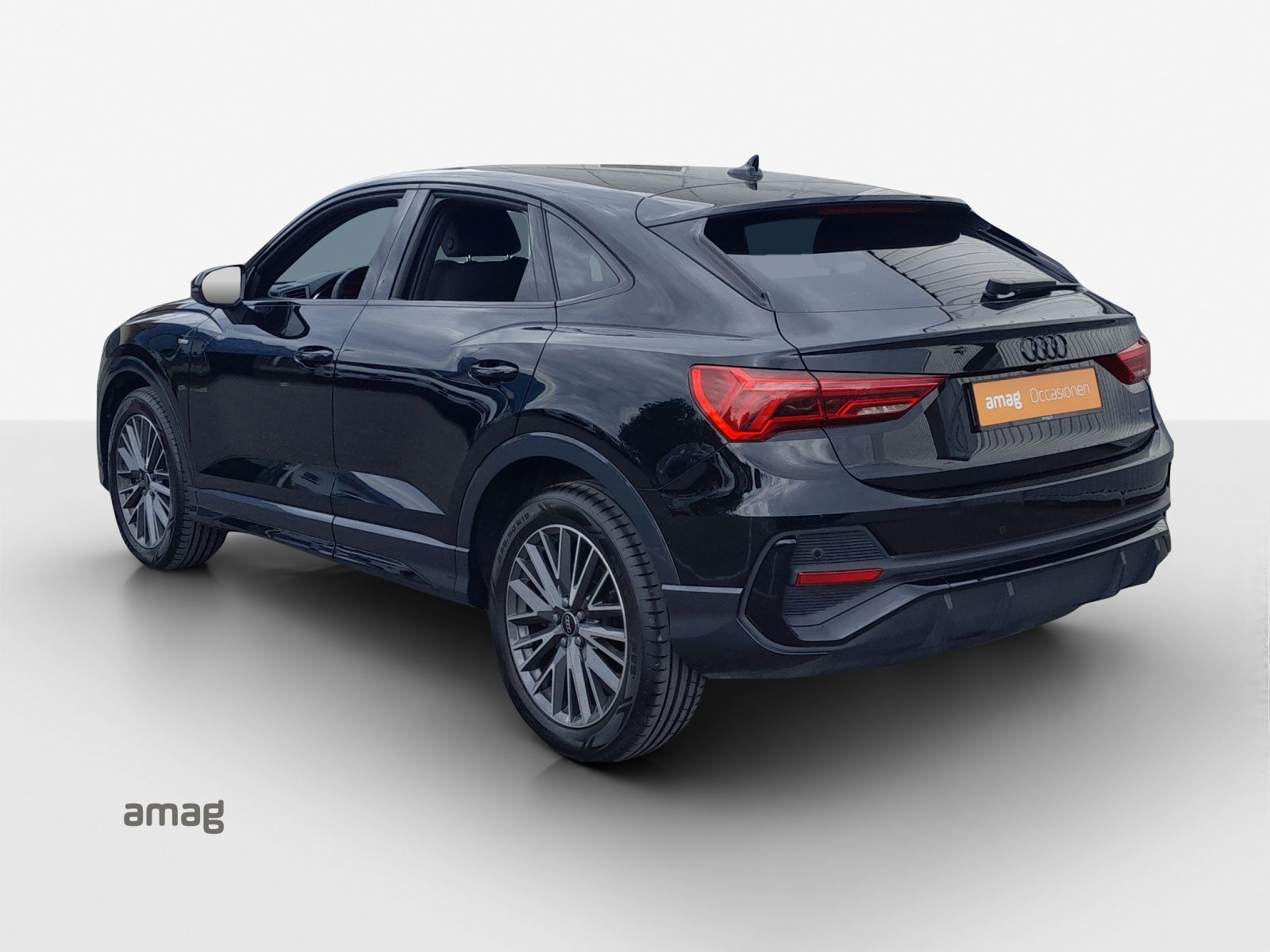 AUDI Q3 Sportback 40 TFSI S line, Essence, Occasion / Utilisé, Automatique - 3