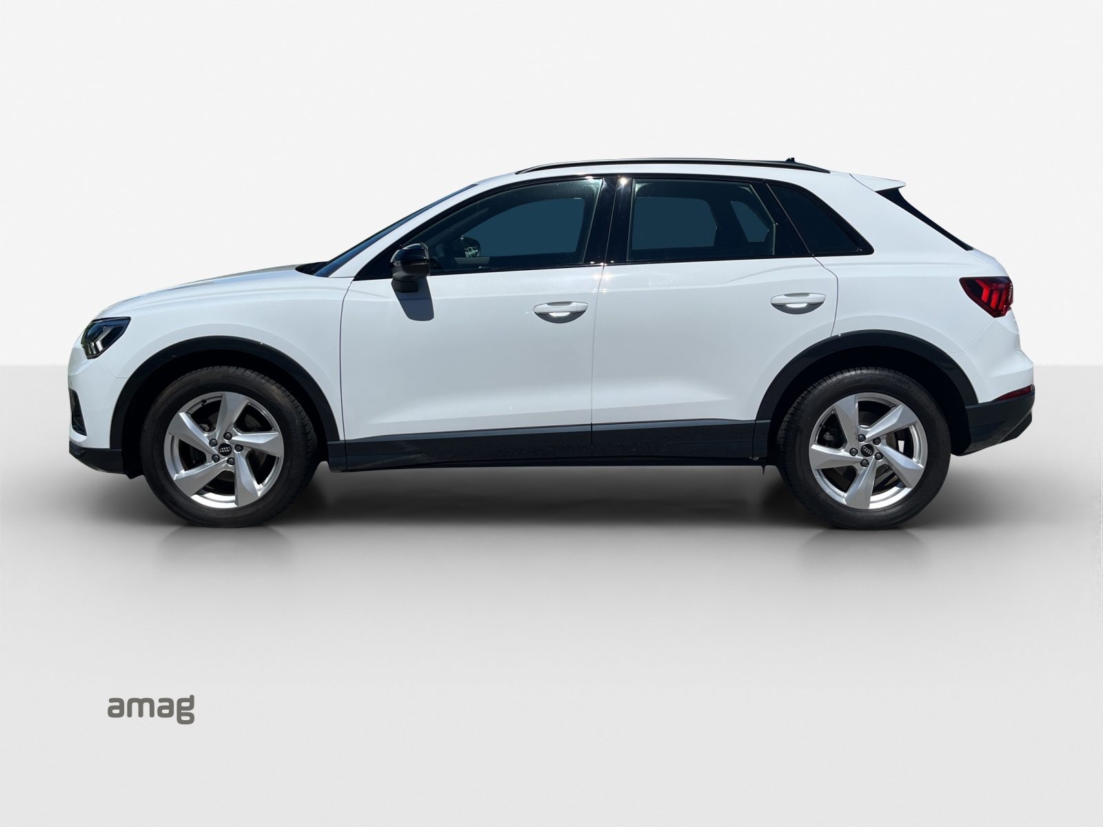 AUDI Q3 35 TFSI advanced Attraction, Benzina, Occasioni / Usate, Automatico - 2