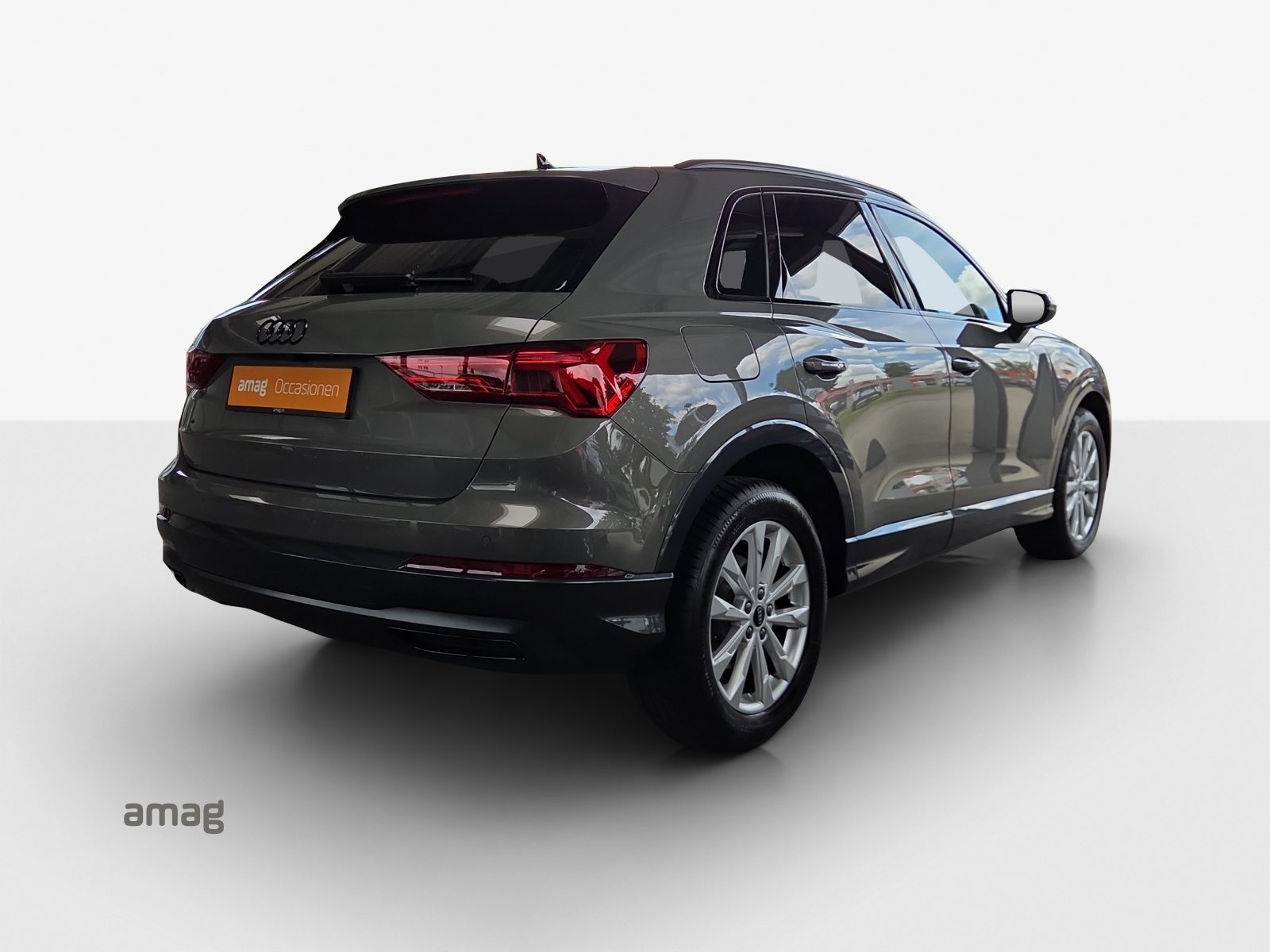 AUDI Q3 35 TFSI advanced Attraction, Benzin, Occasion / Gebraucht, Automatik - 5
