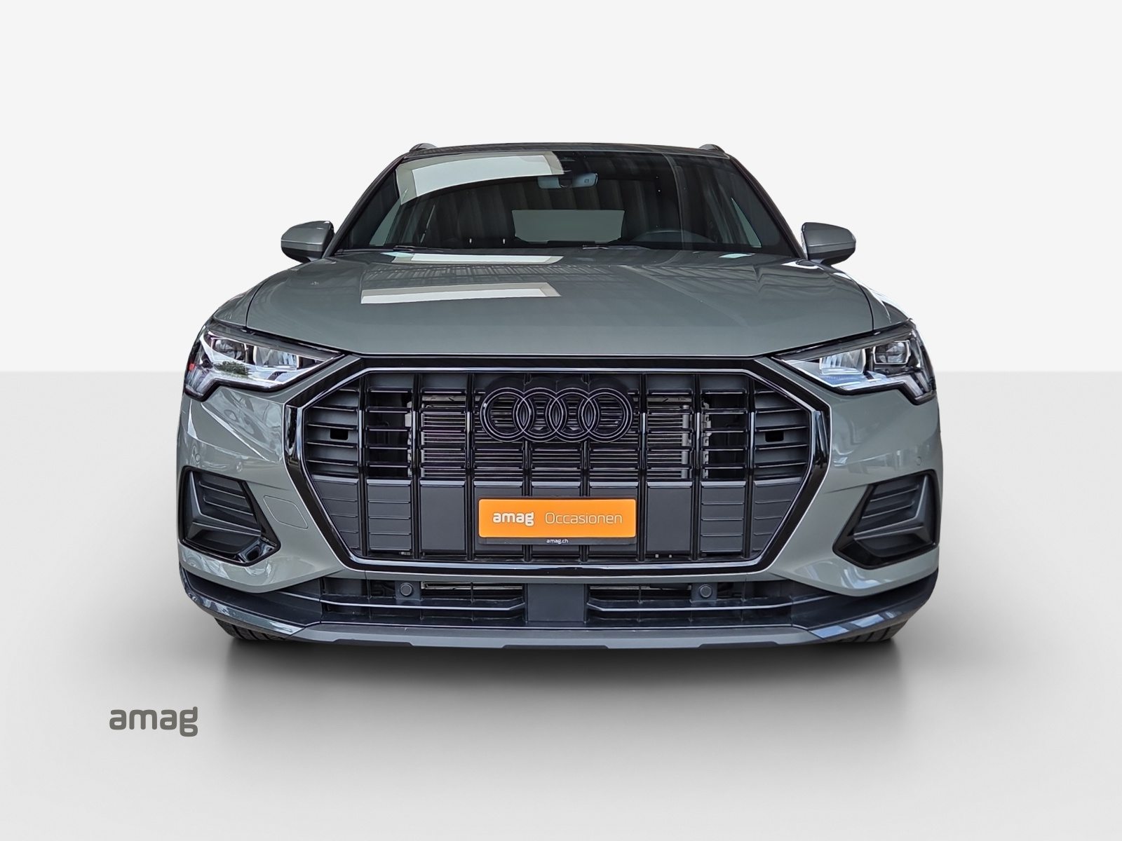 AUDI Q3 35 TFSI advanced Attraction, Benzin, Occasion / Gebraucht, Automatik - 7