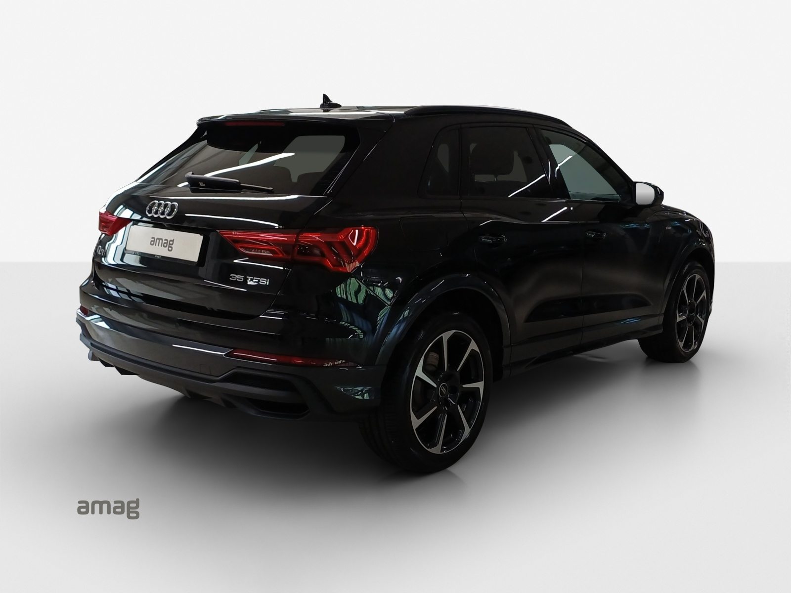 AUDI Q3 35 TFSI S line Attraction, Essence, Occasion / Utilisé, Automatique - 5