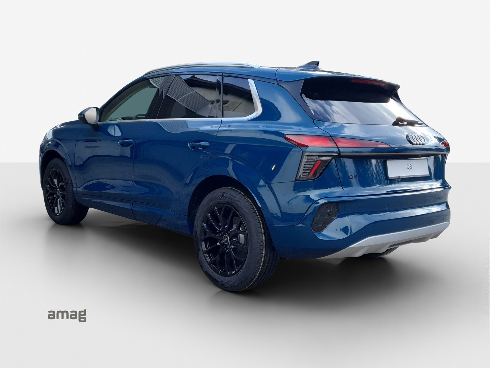 AUDI Q3 SUV TFSI 110 kW, Essence, Occasion / Utilisé, Automatique - 3