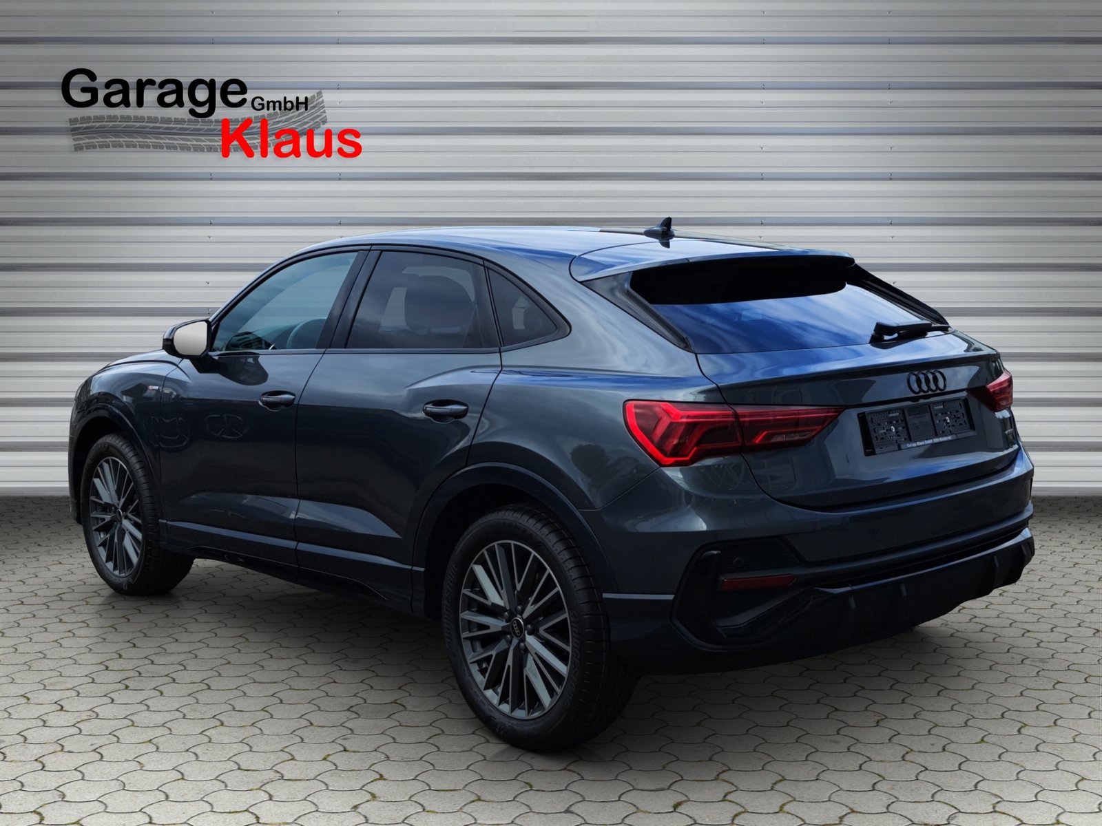 AUDI Q3 Sportback 40 TFSI S line quattro S-tronic, Benzin, Occasion / Gebraucht, Automatik - 4
