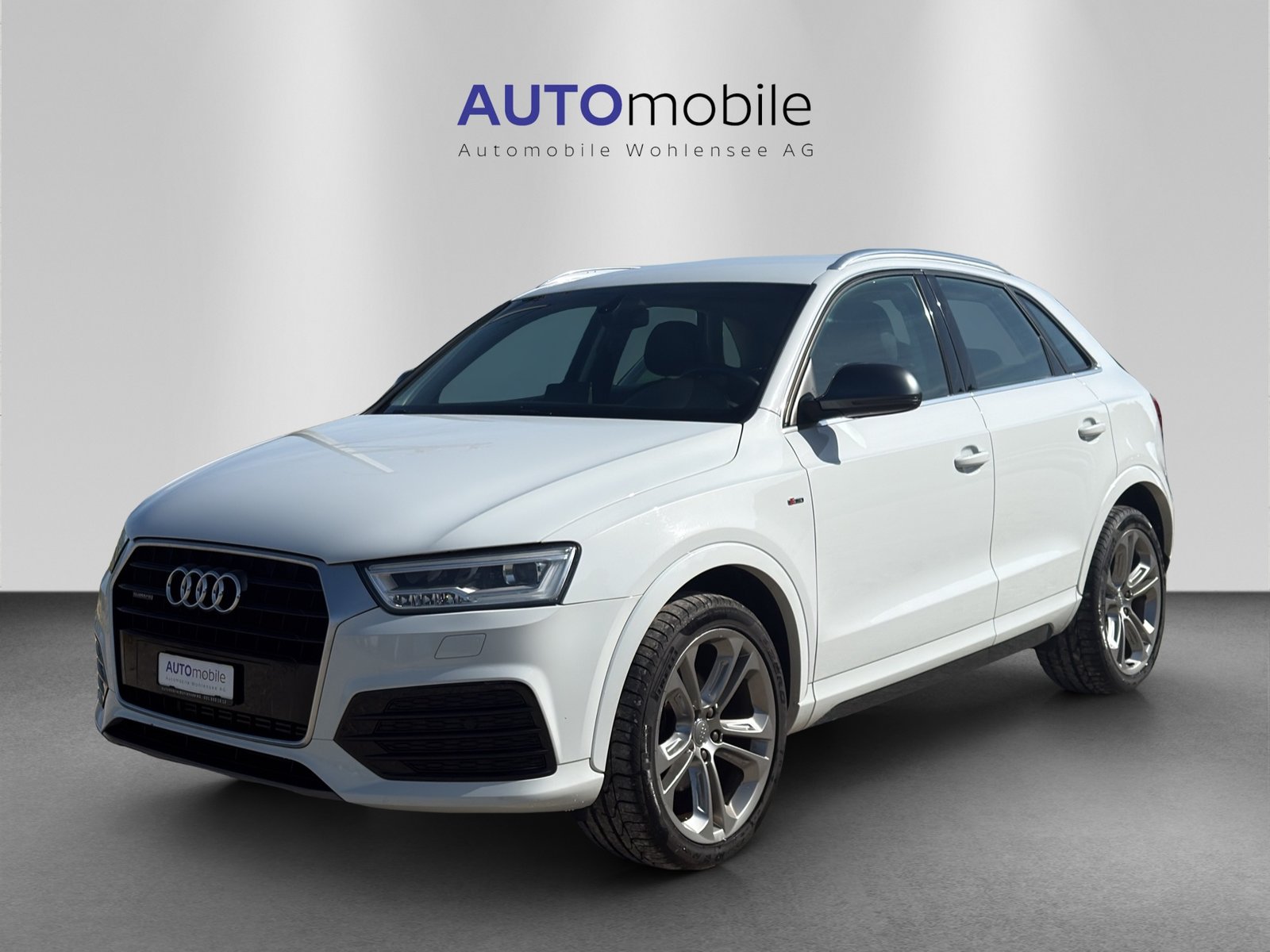 AUDI Q3 2.0 TFSI design quattro S-tronic, Benzin, Occasion / Gebraucht, Automatik - 2