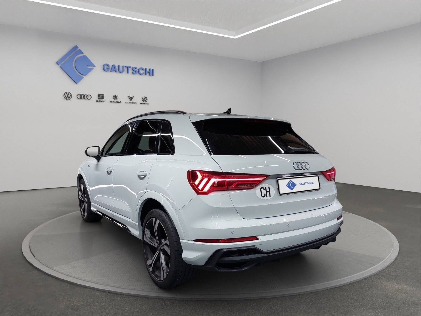 AUDI Q3 Sportback 35 TFSI S line Attraction S-tronic, Mild-Hybrid Benzin/Elektro, Occasion / Gebraucht, Automatik - 3