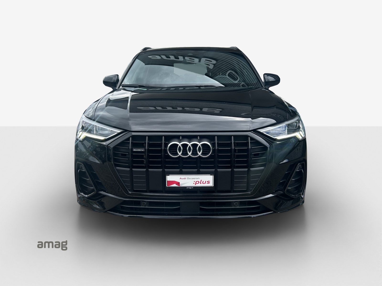 AUDI Q3 40 TDI S line Attraction, Diesel, Occasion / Gebraucht, Automatik - 7