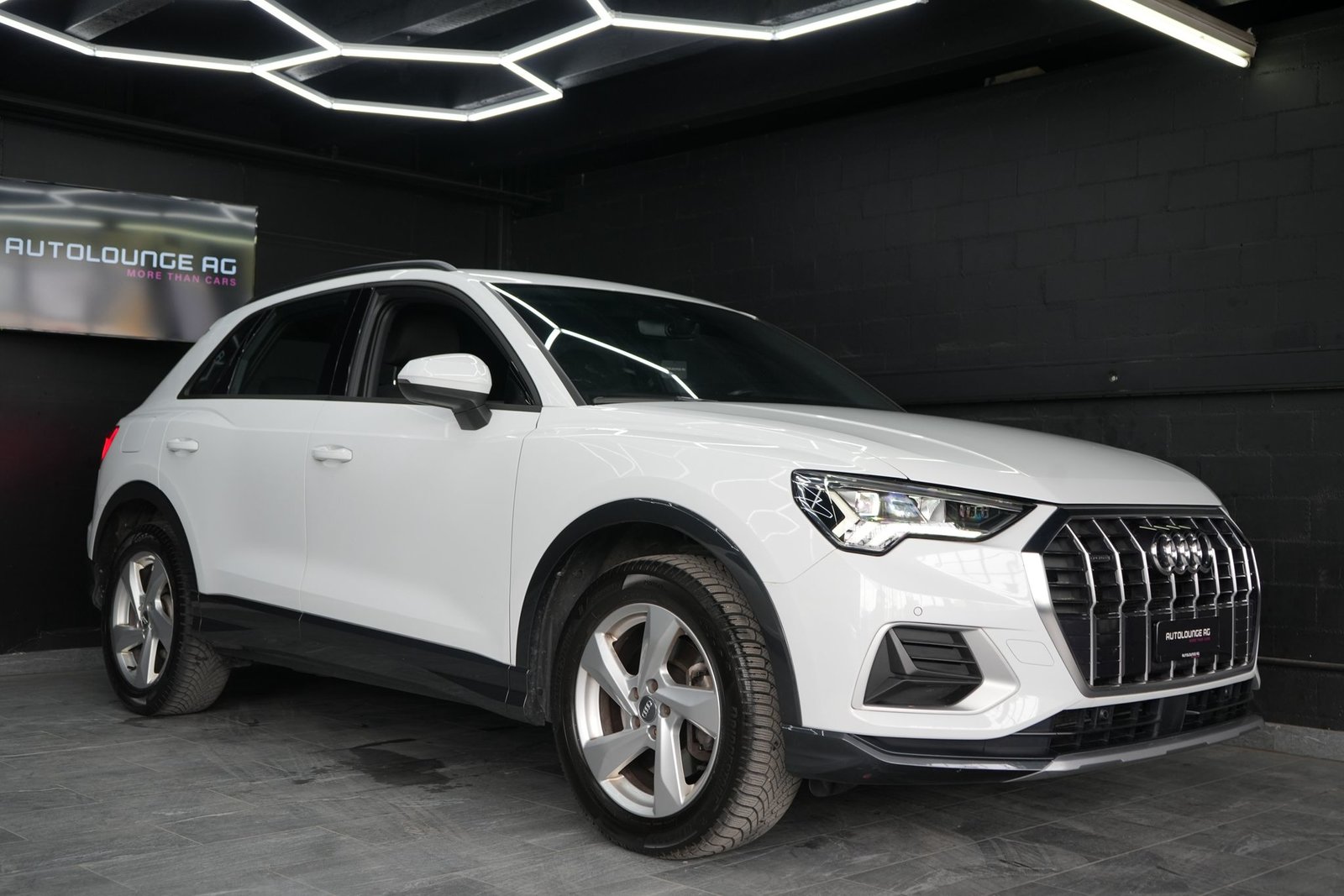 AUDI Q3 40 TDI advanced quattro S-tronic, Diesel, Second hand / Used, Automatic - 4