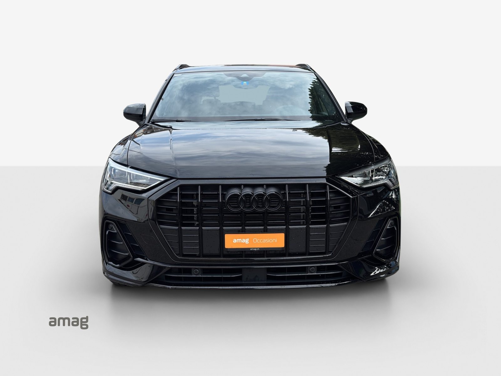 AUDI Q3 35 TFSI S line Attraction, Benzin, Occasion / Gebraucht, Automatik - 7
