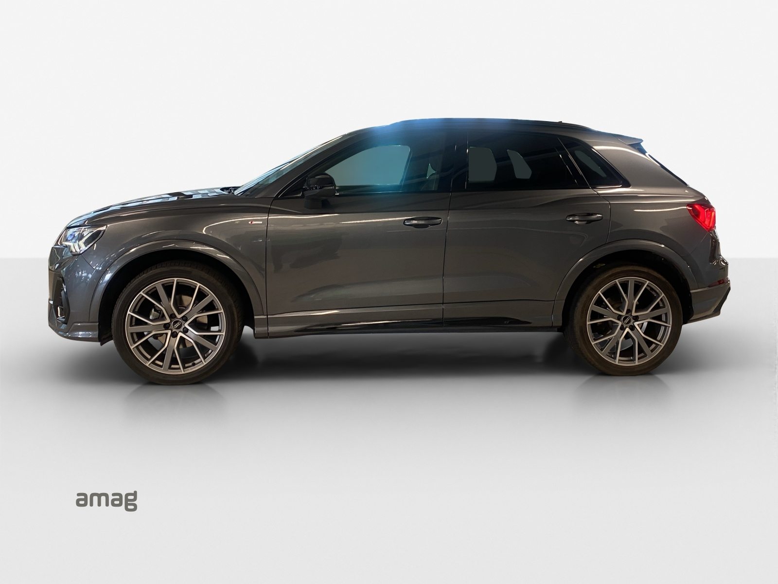 AUDI Q3 35 TFSI S line Attraction, Benzin, Occasion / Gebraucht, Automatik - 2