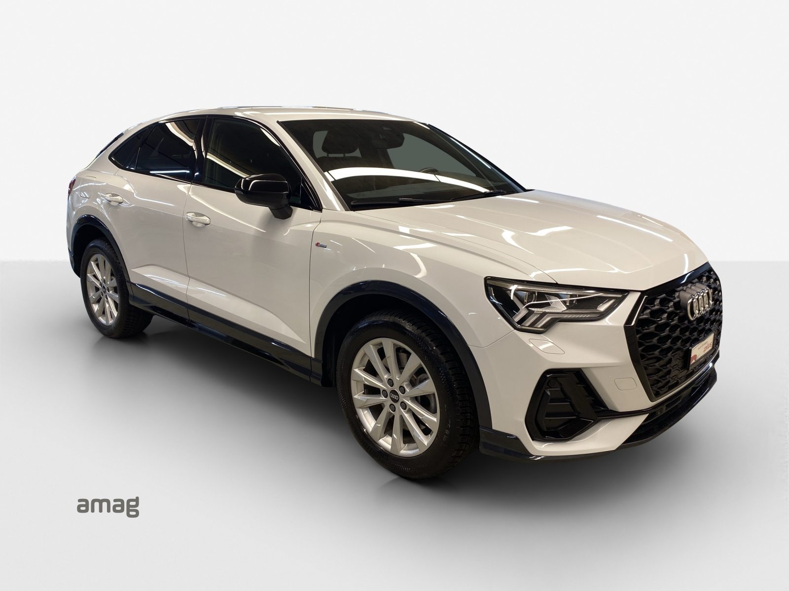 AUDI Q3 Sportback 45 TFSI e S line, Voll-Hybrid Benzin/Elektro, Occasion / Gebraucht, Automatik - 6