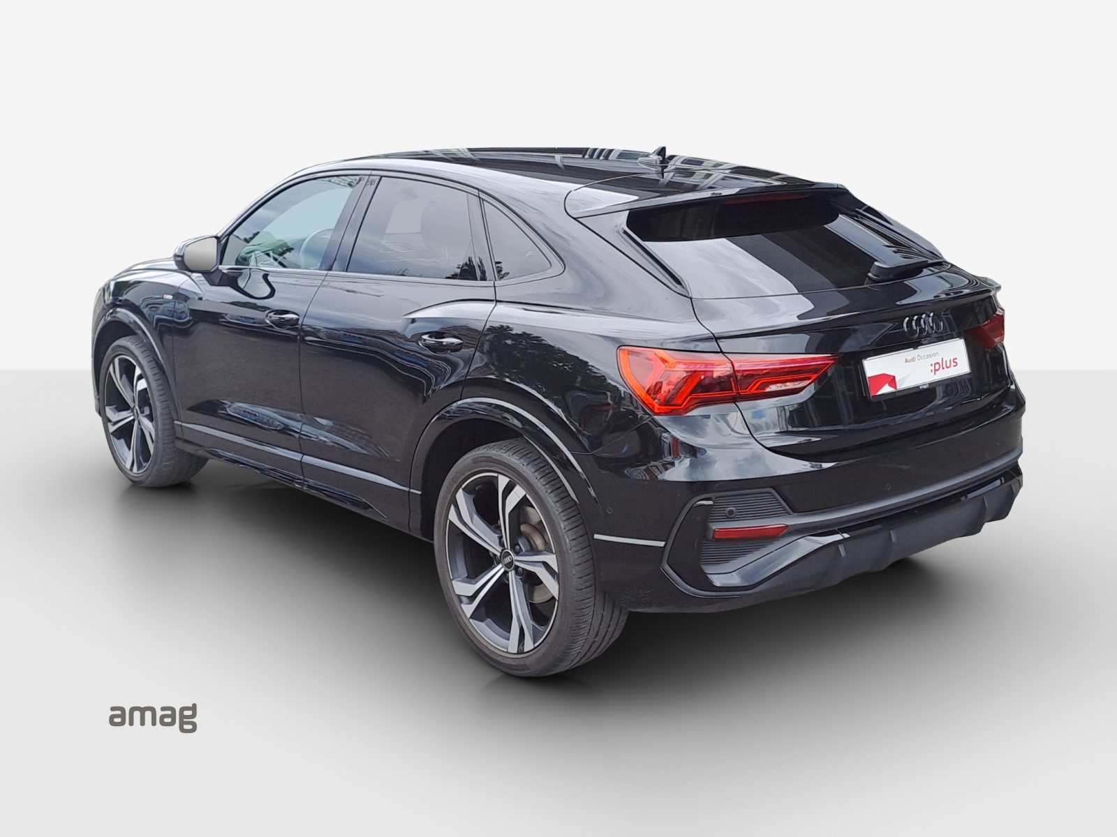 AUDI Q3 Sportback 35 TFSI S line Attraction, Benzin, Occasion / Gebraucht, Automatik - 3