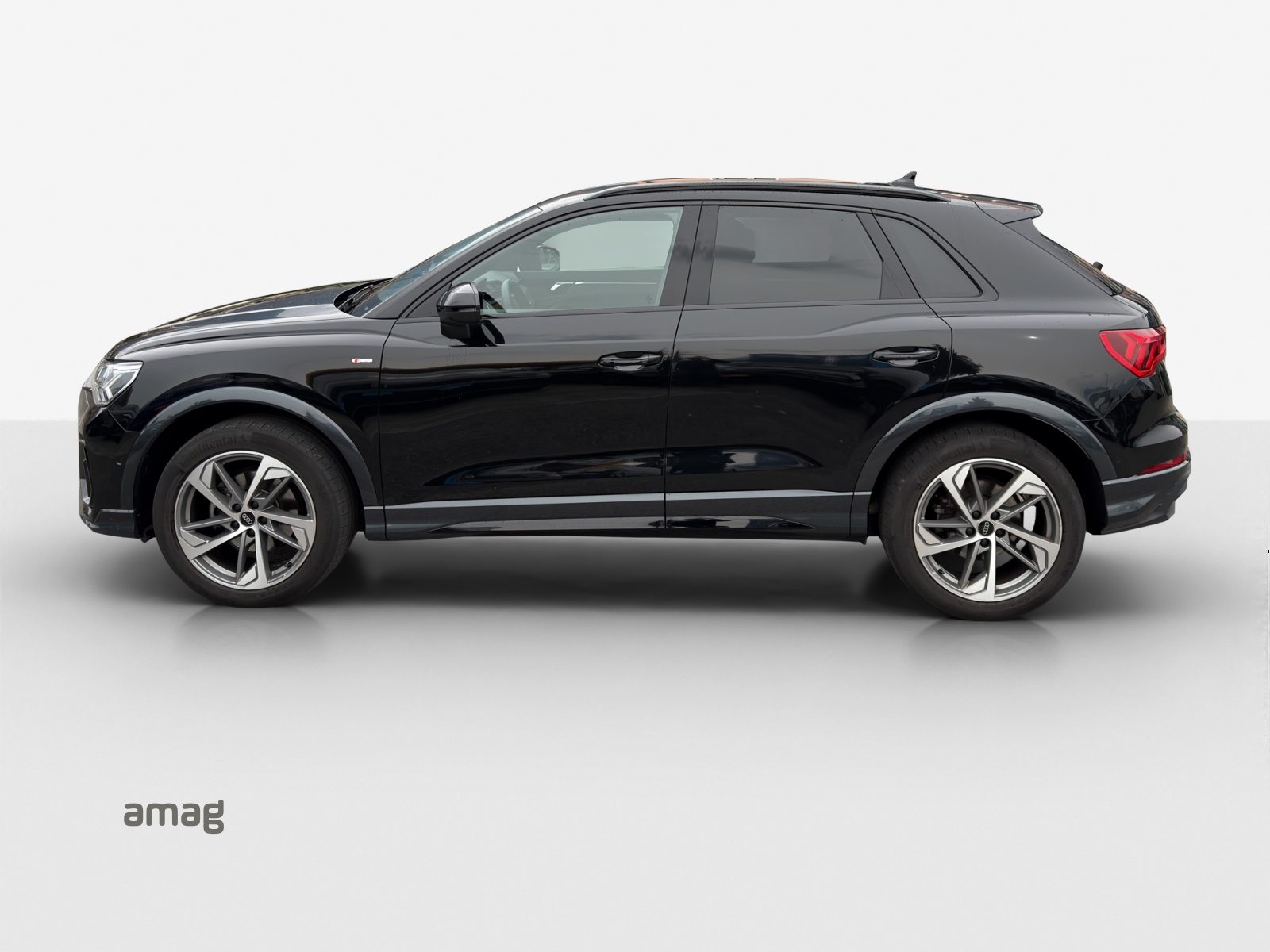 AUDI Q3 35 TFSI S line Attraction, Benzin, Occasion / Gebraucht, Automatik - 2