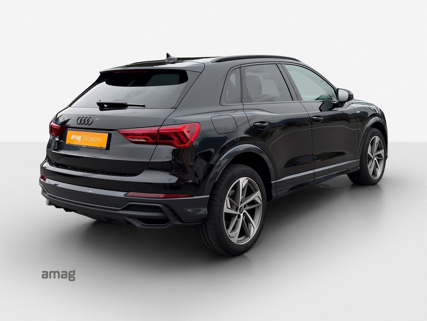 AUDI Q3 35 TFSI S line Attraction, Benzin, Occasion / Gebraucht, Automatik - 5
