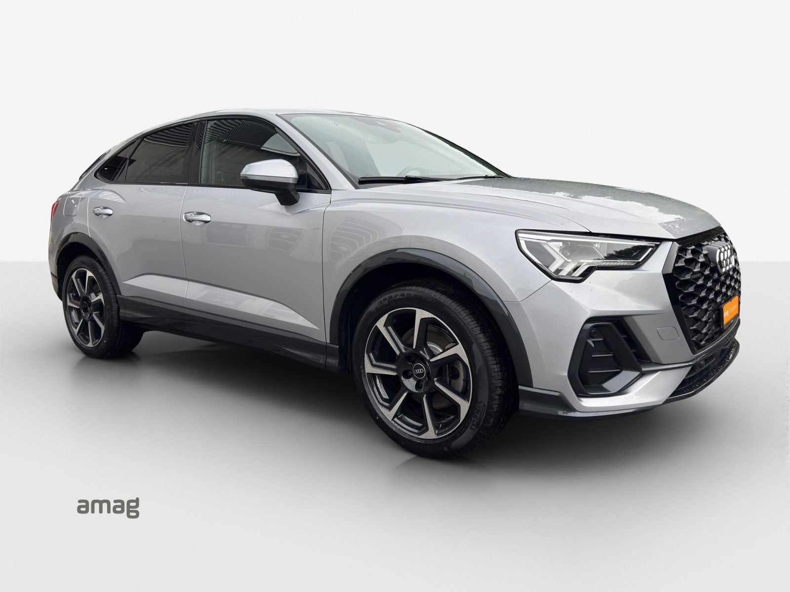 AUDI Q3 Sportback 40 TDI Attraction, Diesel, Second hand / Used, Automatic - 6