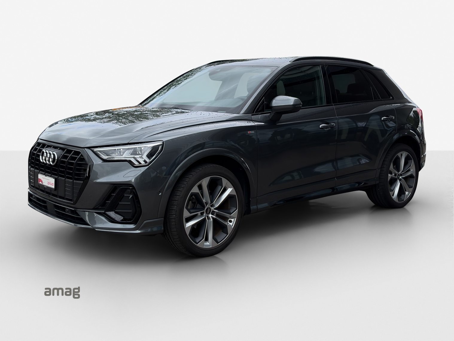 AUDI Q3 35 TFSI S line Attraction