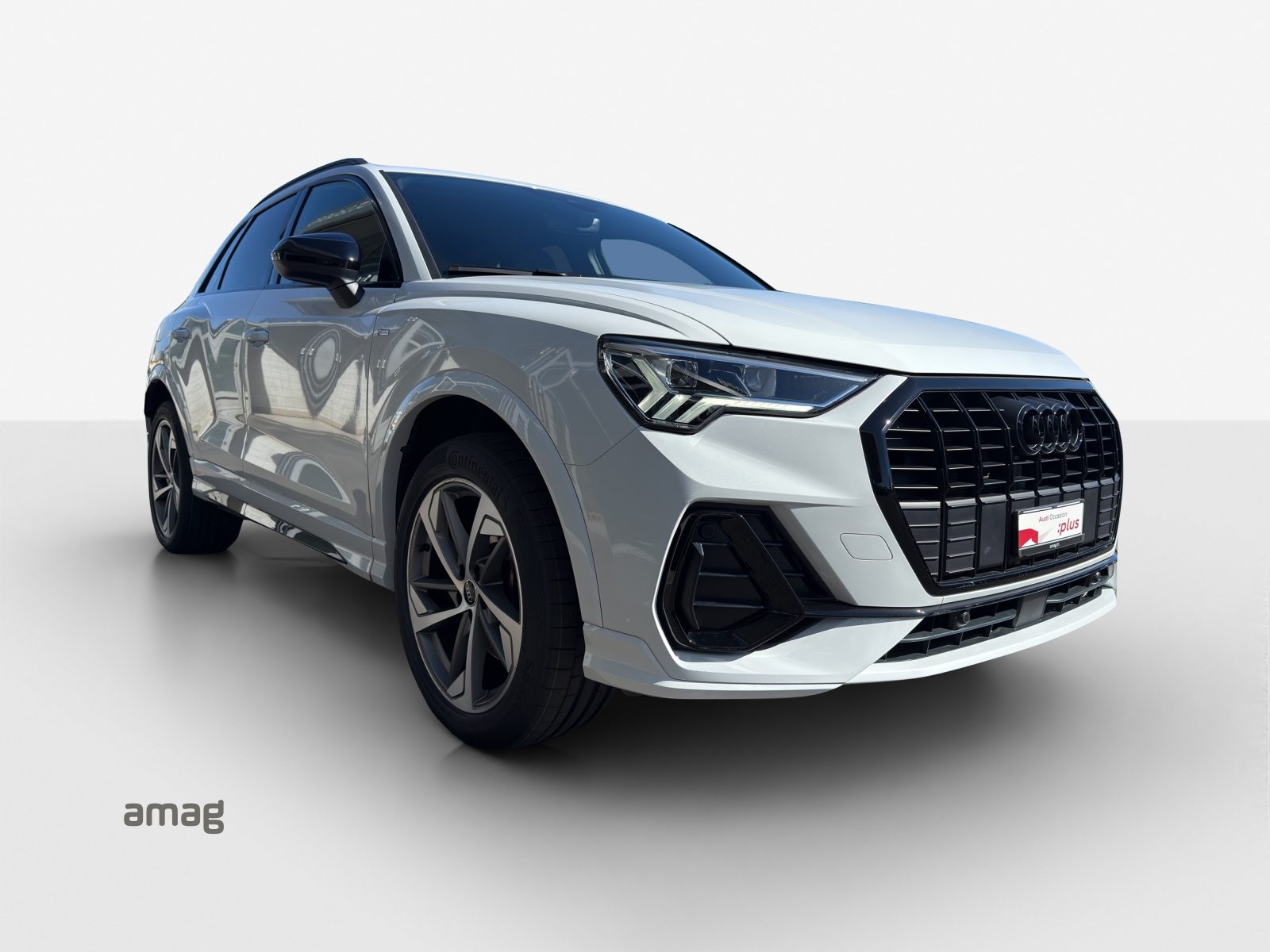 AUDI Q3 45 TFSI e S line Attraction, Voll-Hybrid Benzin/Elektro, Occasion / Gebraucht, Automatik - 7